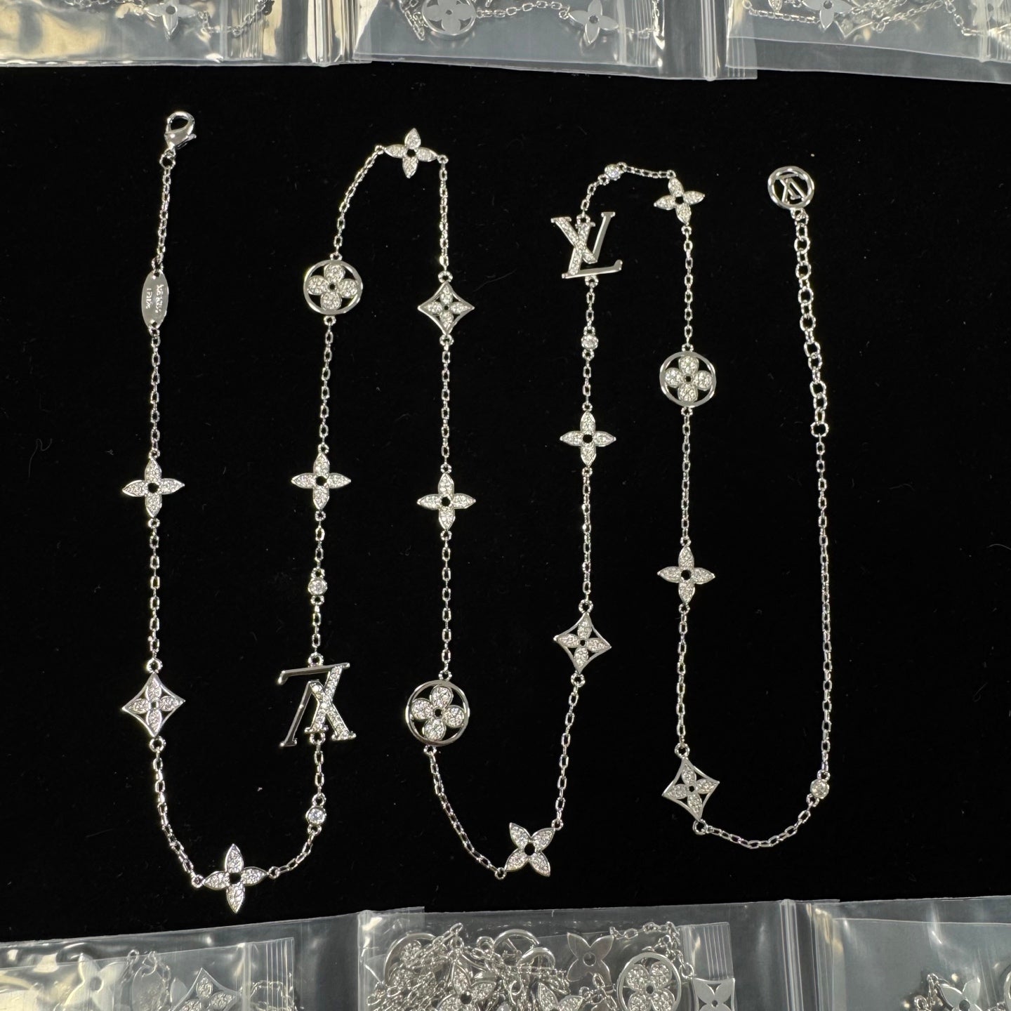 15QE56X Popular Necklace