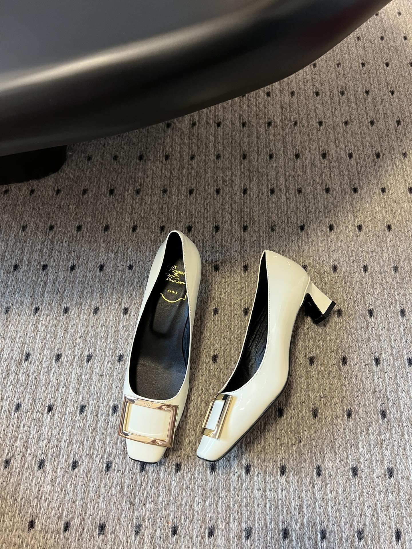 1ZA249Z Popular High heels