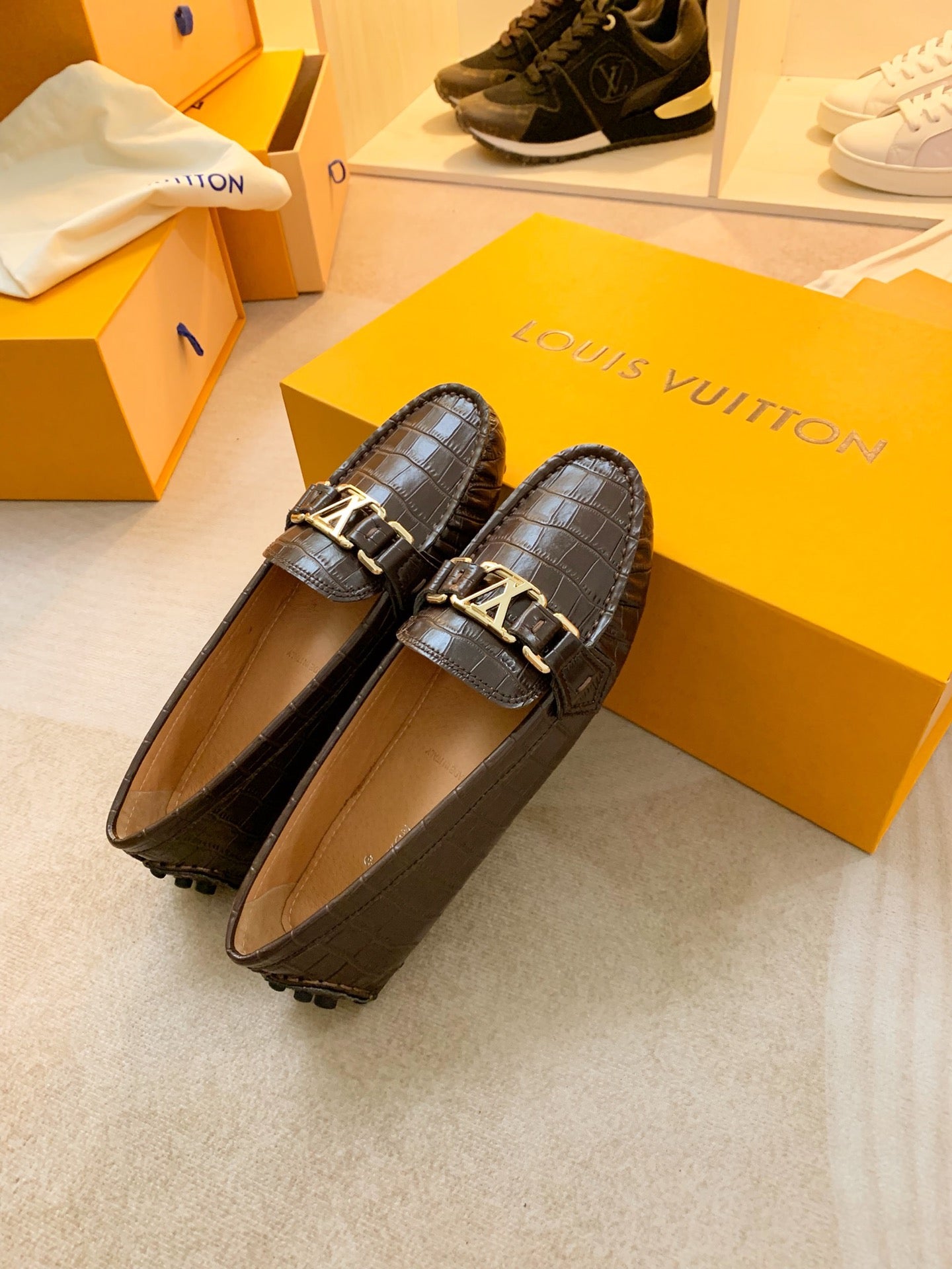 295QE98Z Popular high-quality leather shoes
