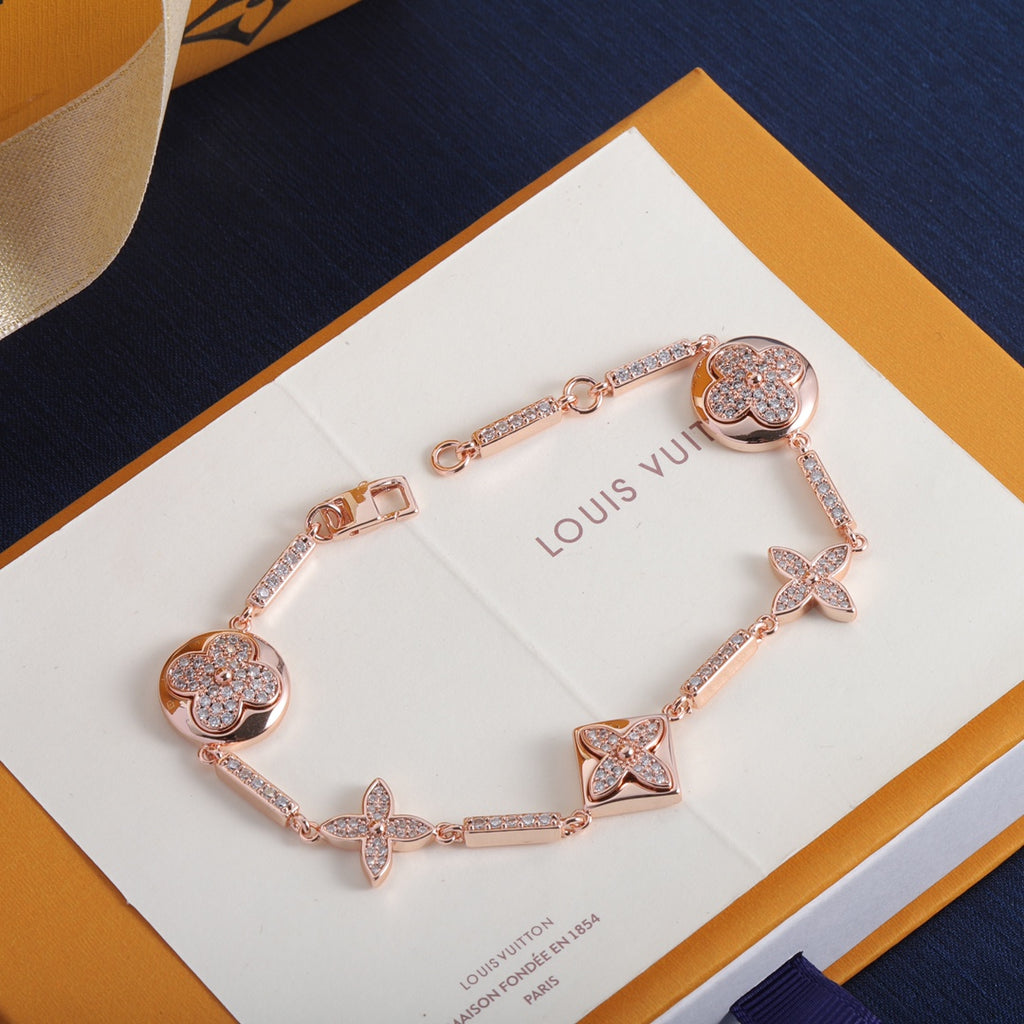 1XE602X  Popular Bracelets