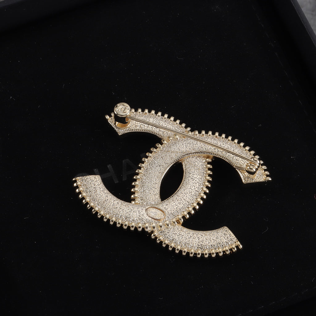 14C781X   Popular Brooch