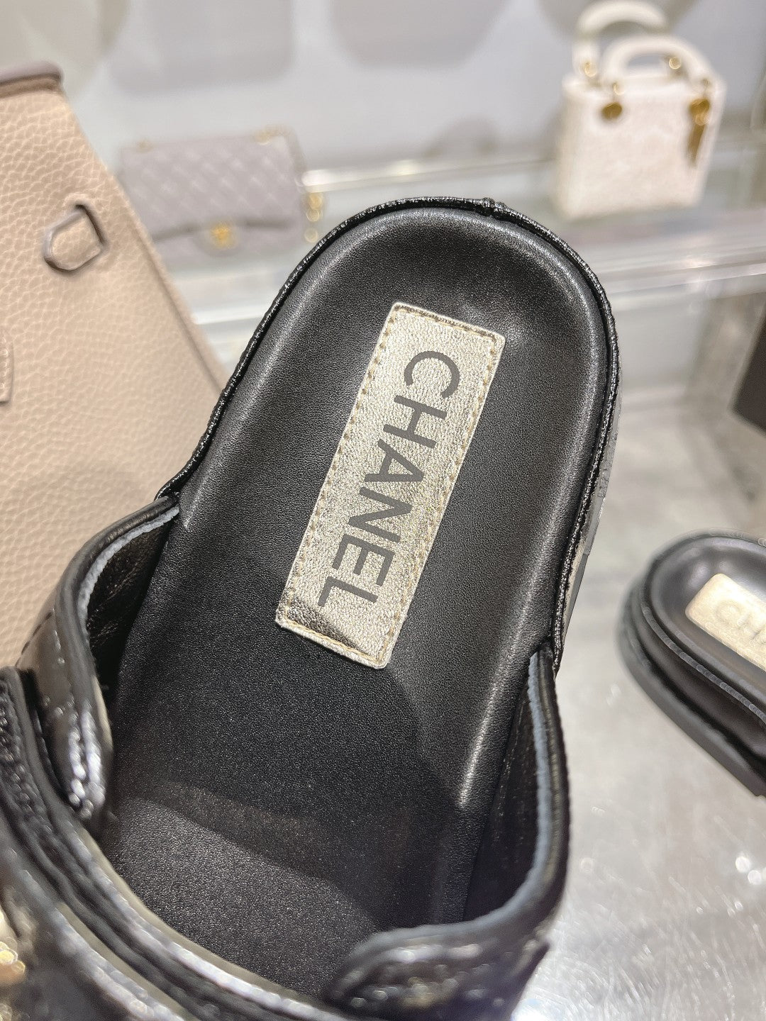 245RC9Z Popular leather shoes