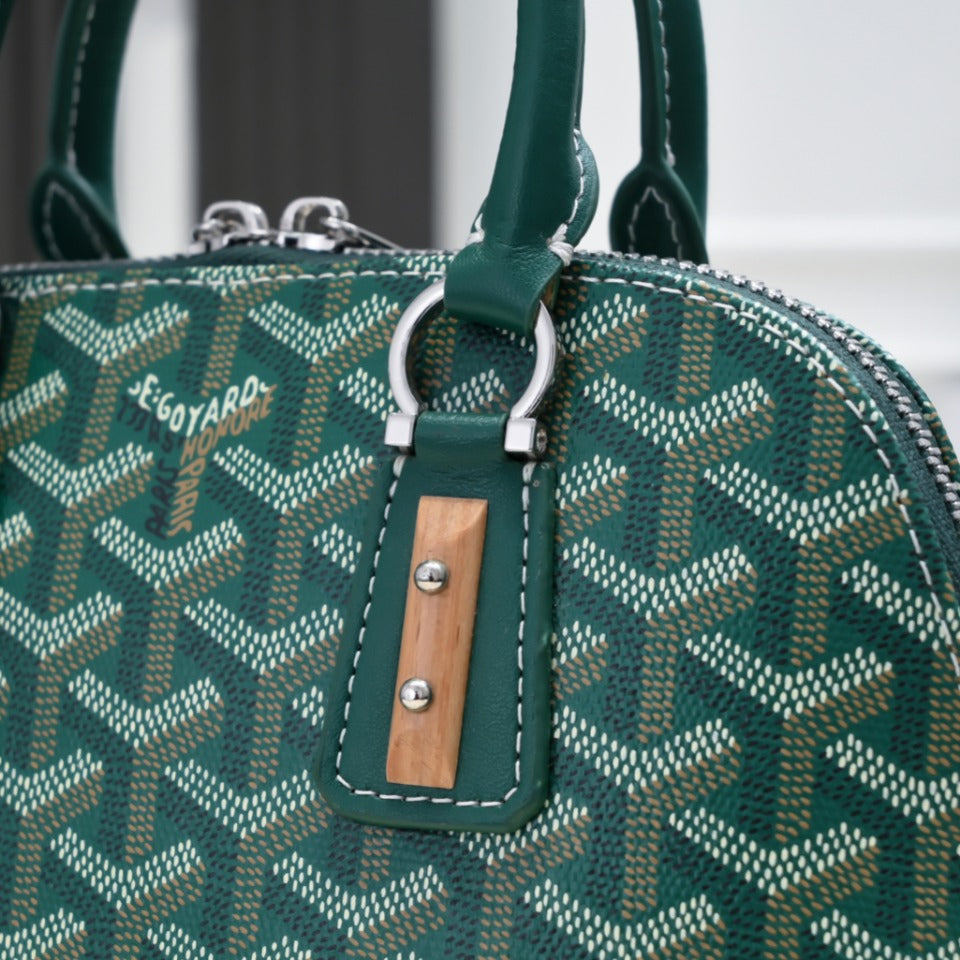 1WA106B  Popular bag