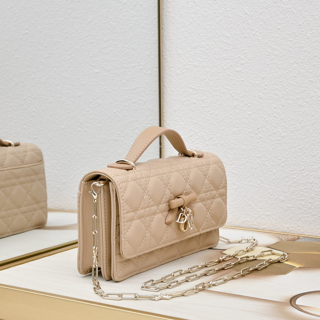 136ND26B Popular leather bag