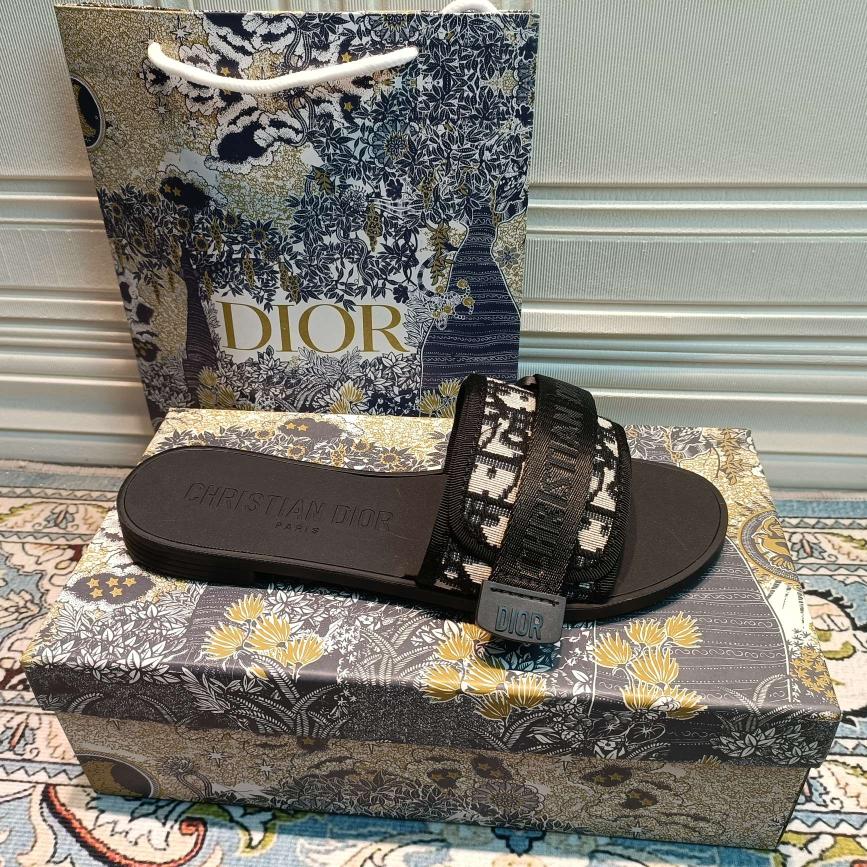 14D20Z Popular Slippers