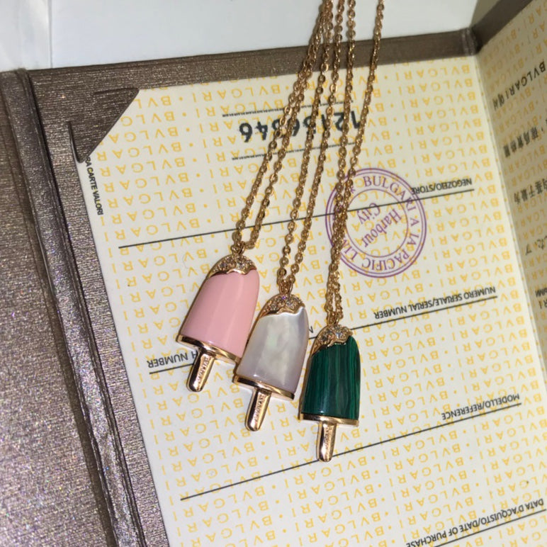 55QS423X Popular Necklaces