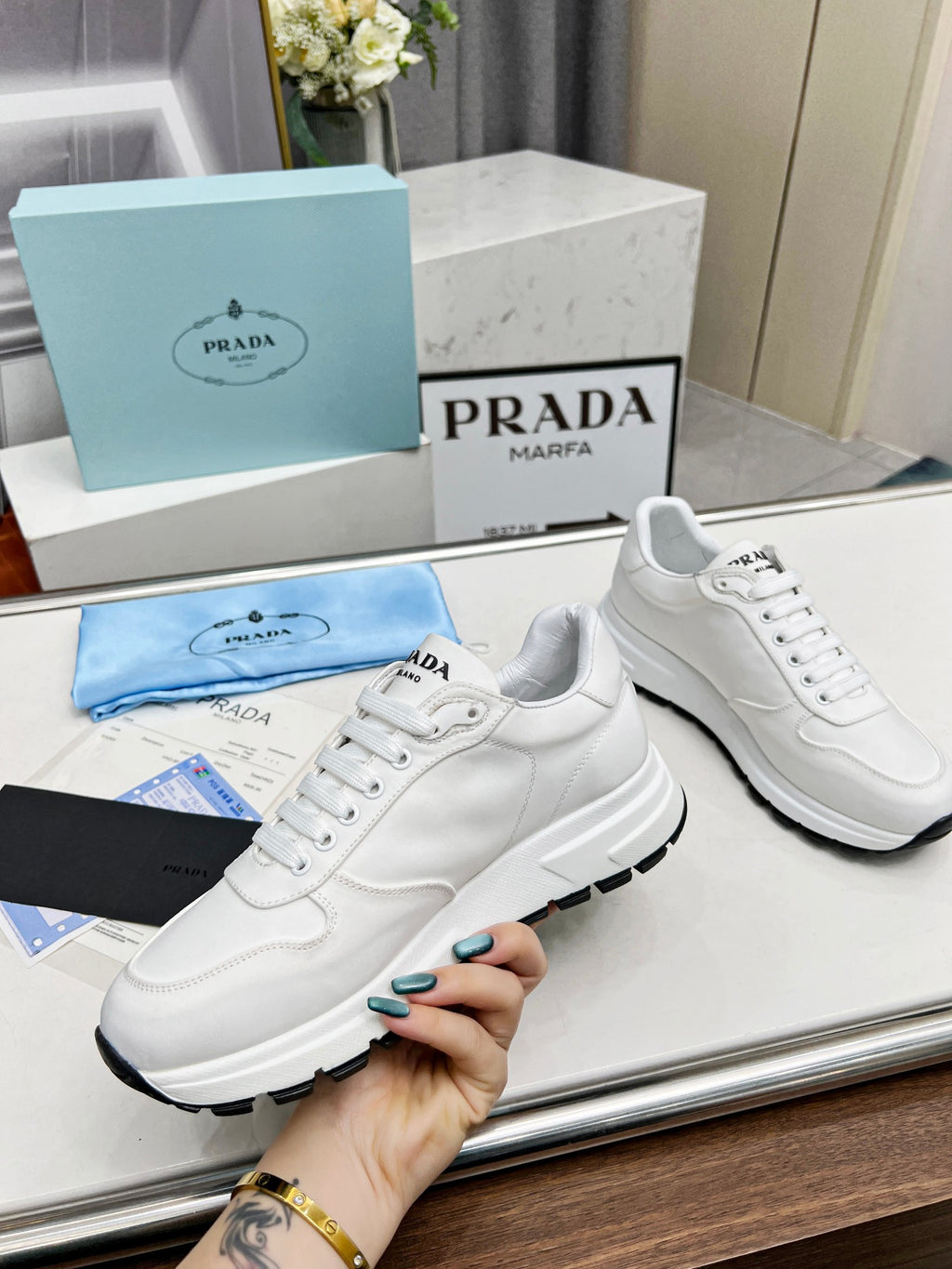 Z2P36P40 Popular high-quality leather Shoes