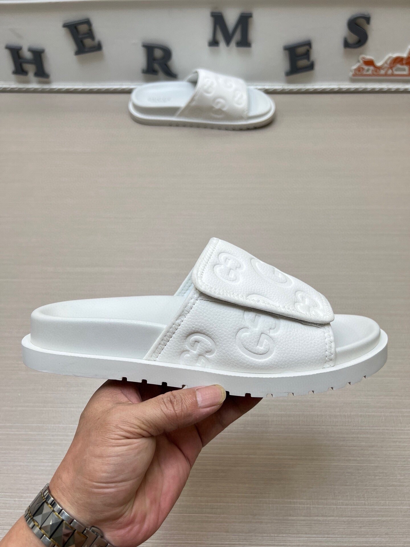 5LB230Z Popular Slippers