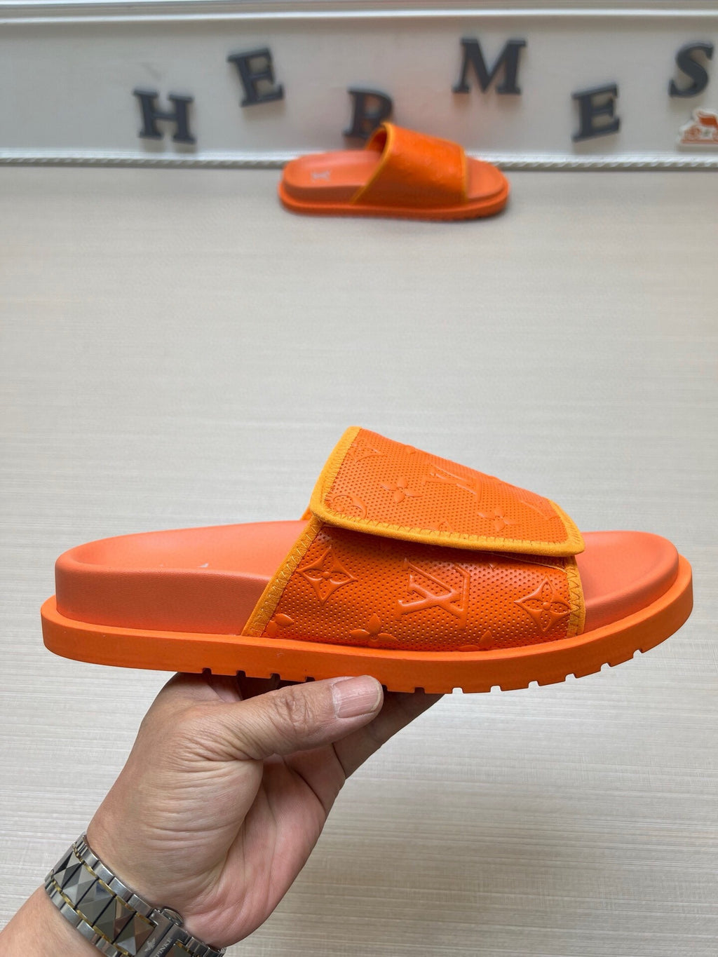 5WE253Z Popular Slippers