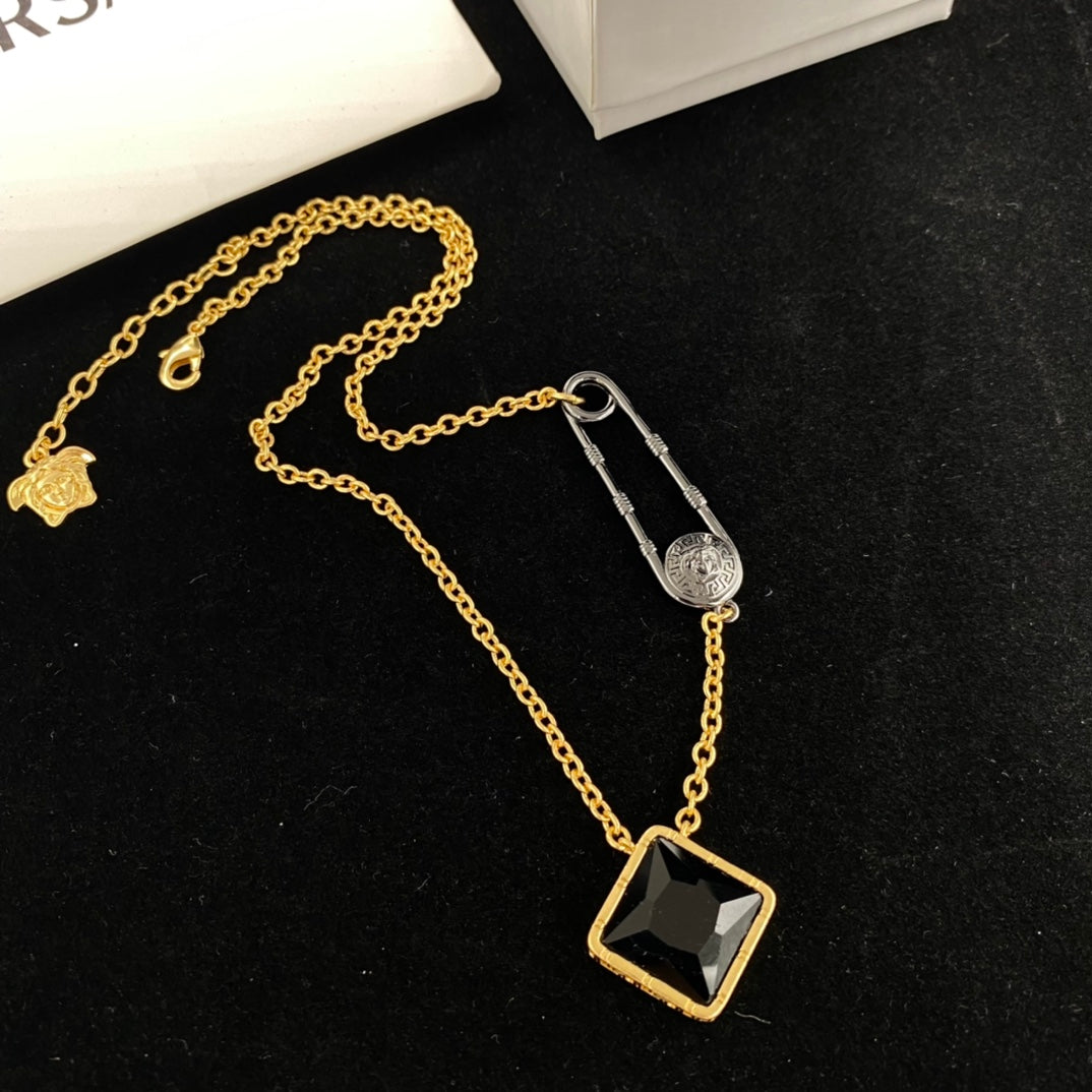 175RV48X Popular  Necklaces