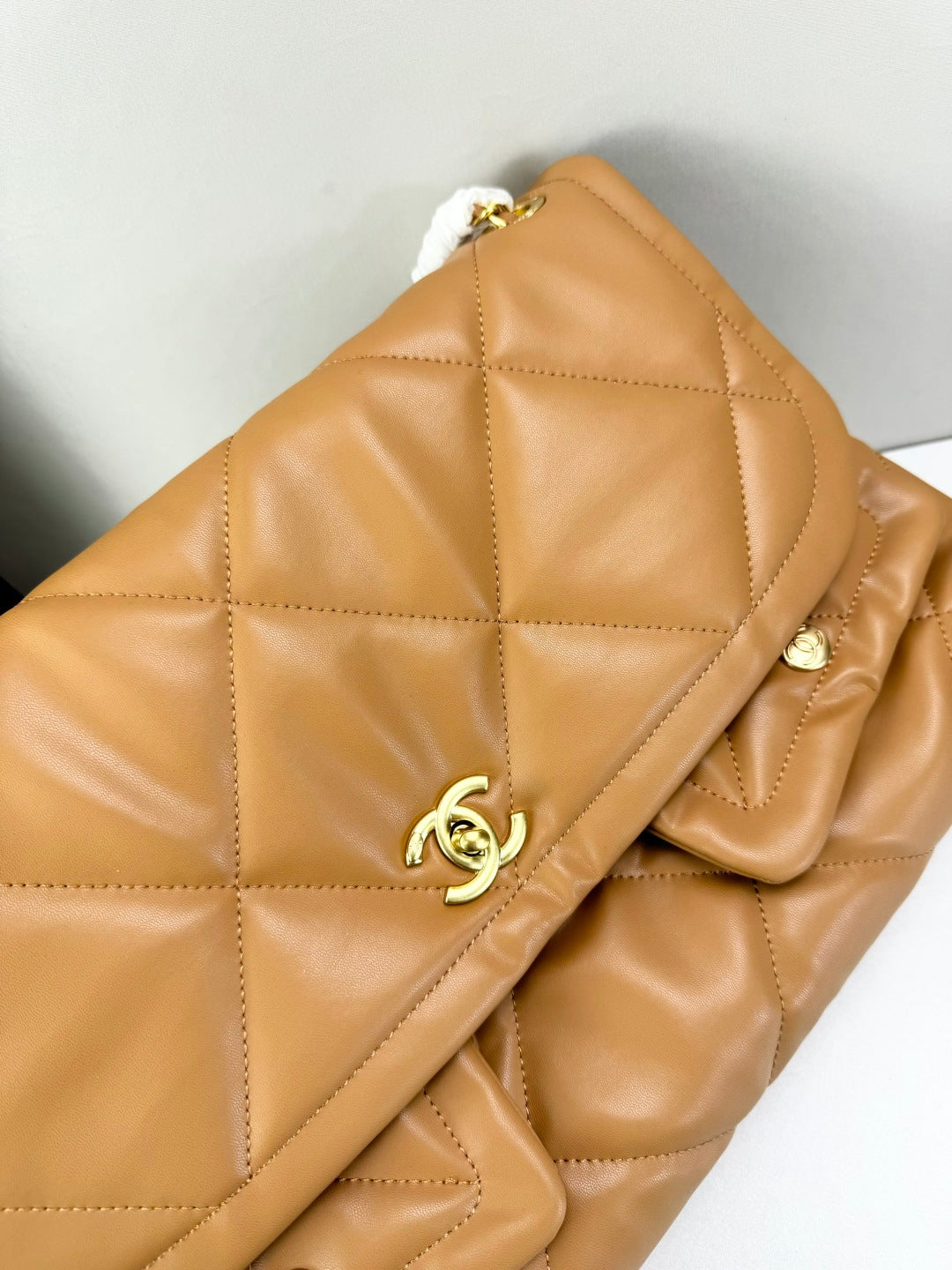 146PC13B Popular leather bag