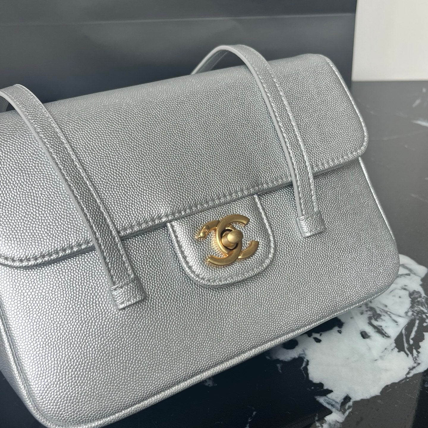 146XC1B Popular leather bag
