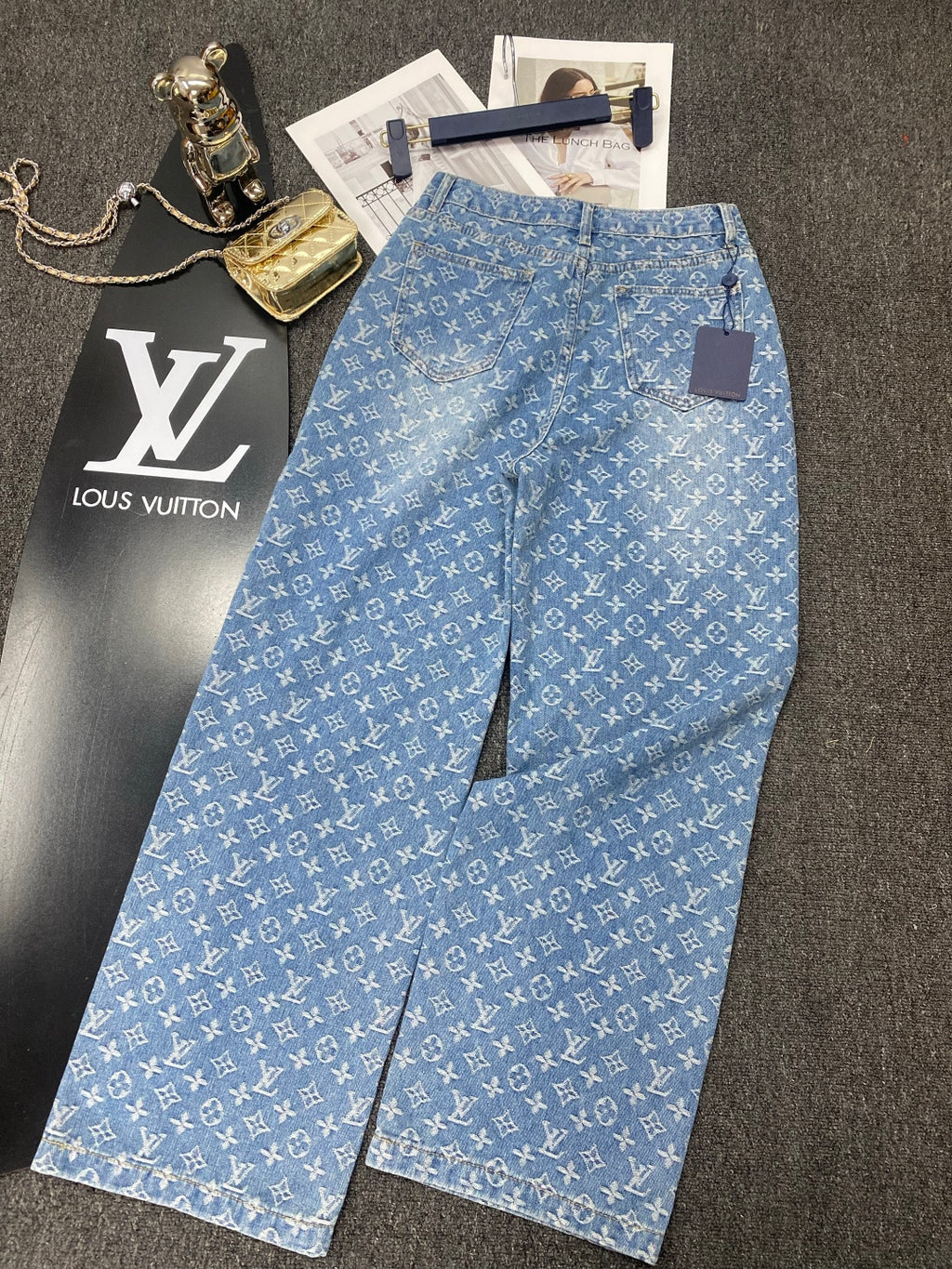 256XE63U Popular Pants fashion jeans