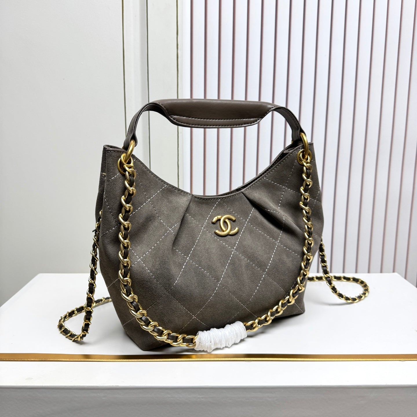 146PC7B Popular leather bag