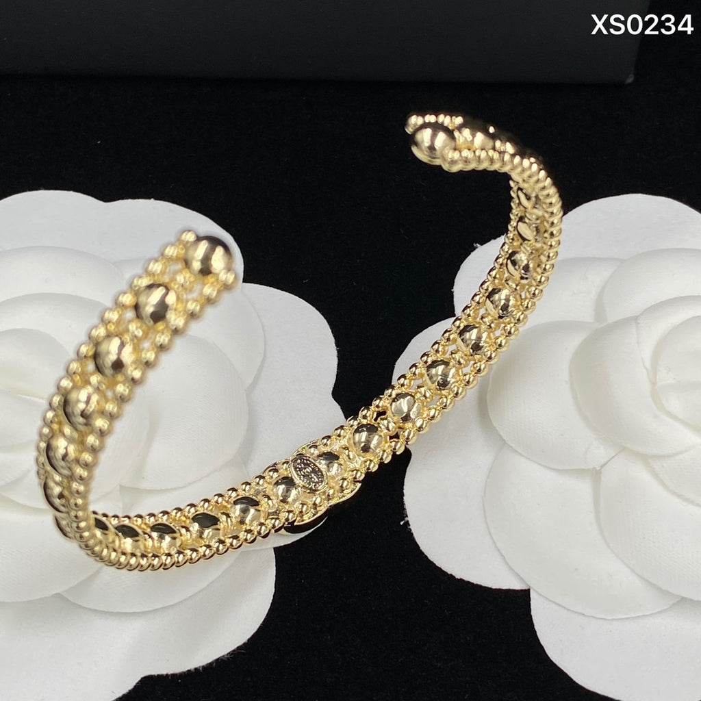 1NC198K  Popular bracelet