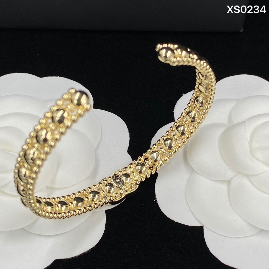1NC198K  Popular bracelet