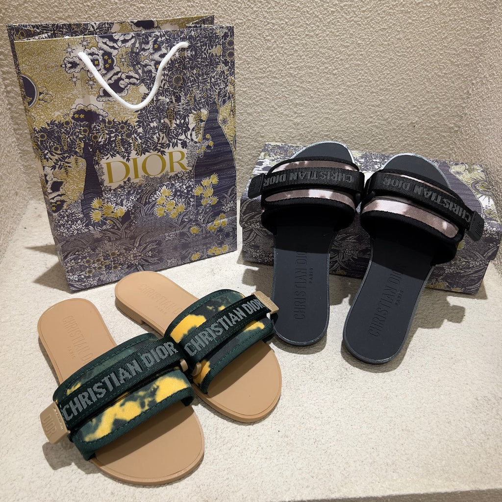 14D18Z Popular slippers