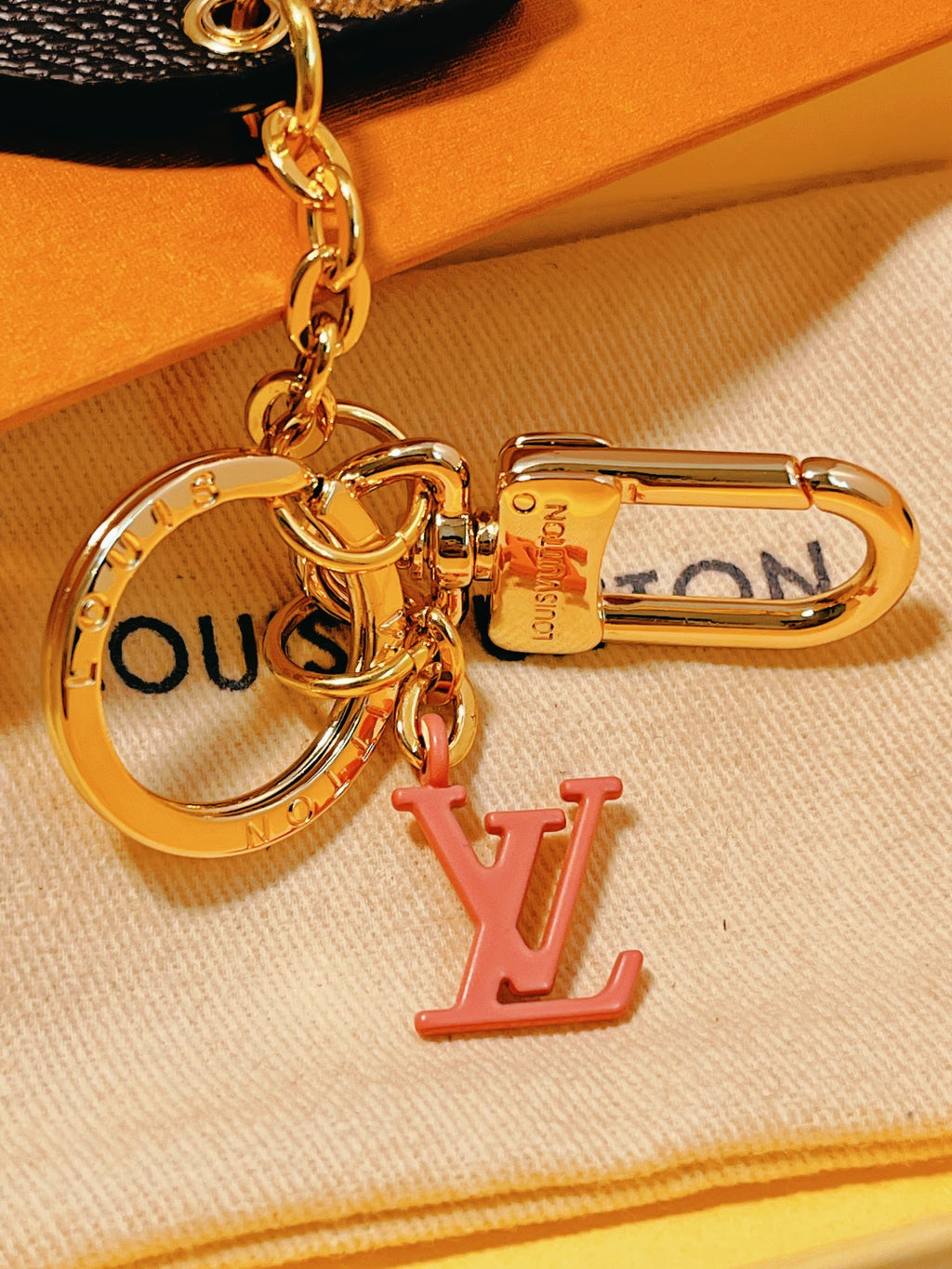 14E39A  Popular key closure