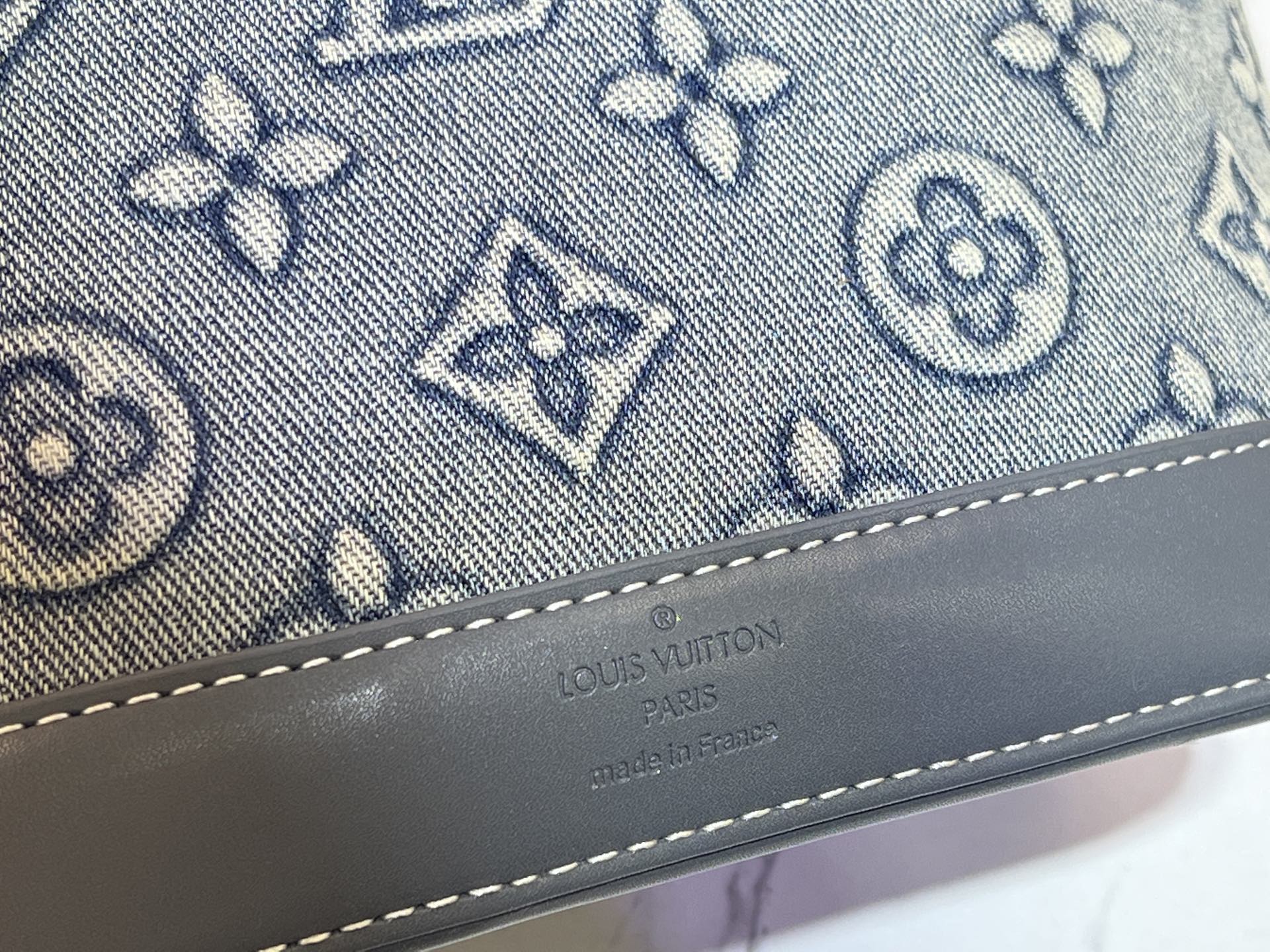 146PE105B Popular denim materials bag