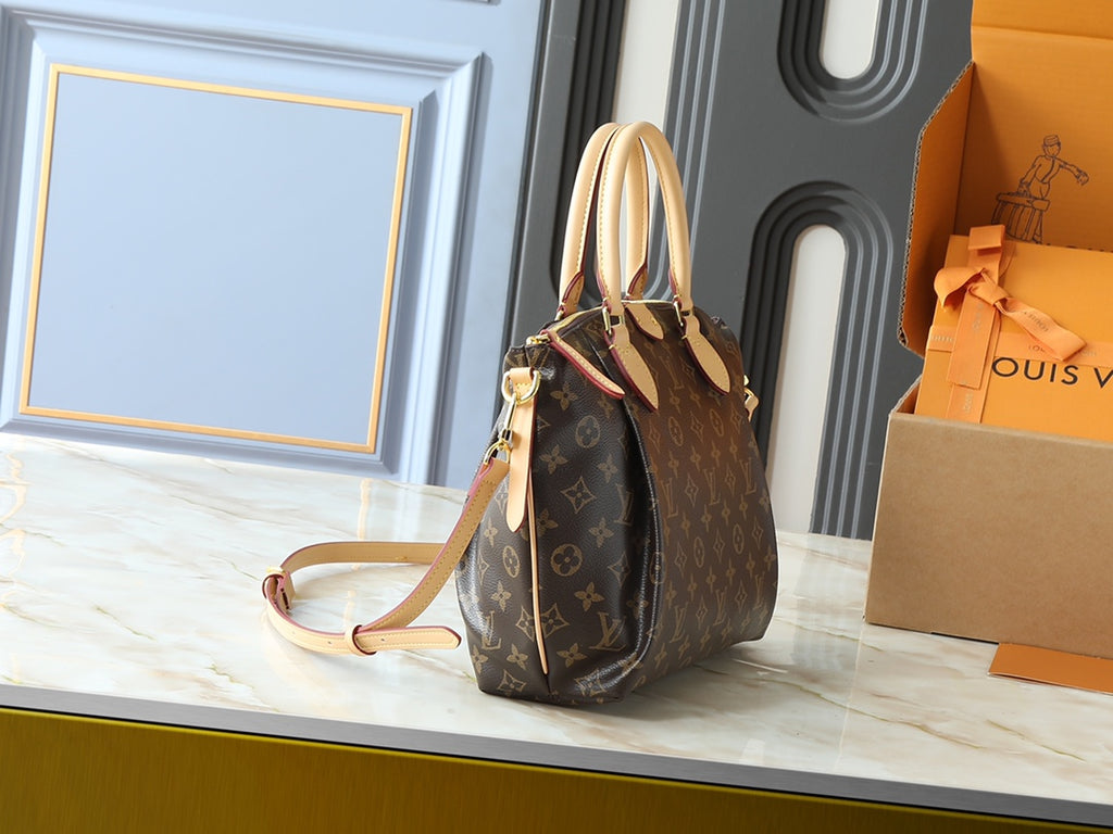 15RE53B  Popular   leather bag