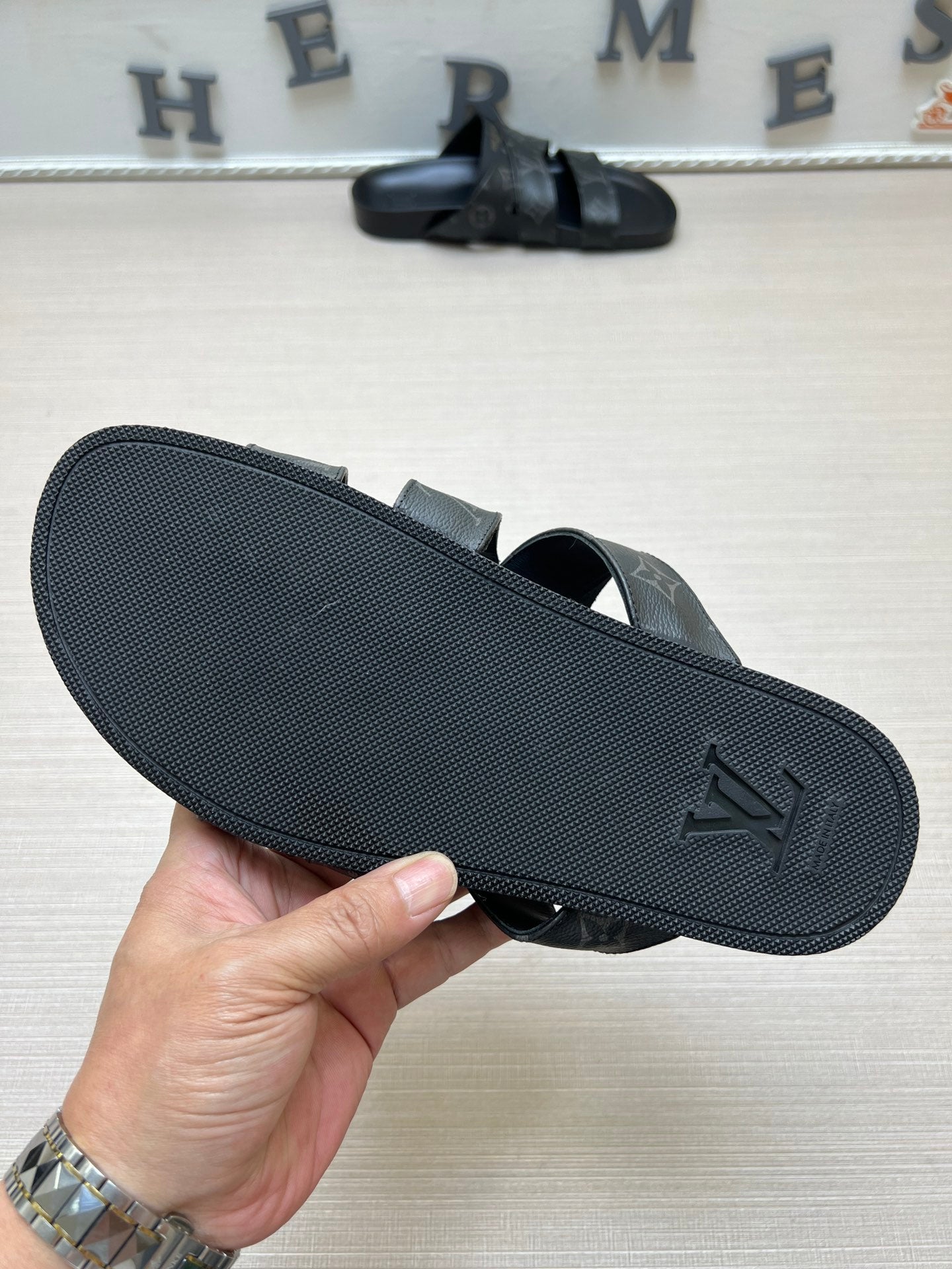 54E89Z Popular slippers