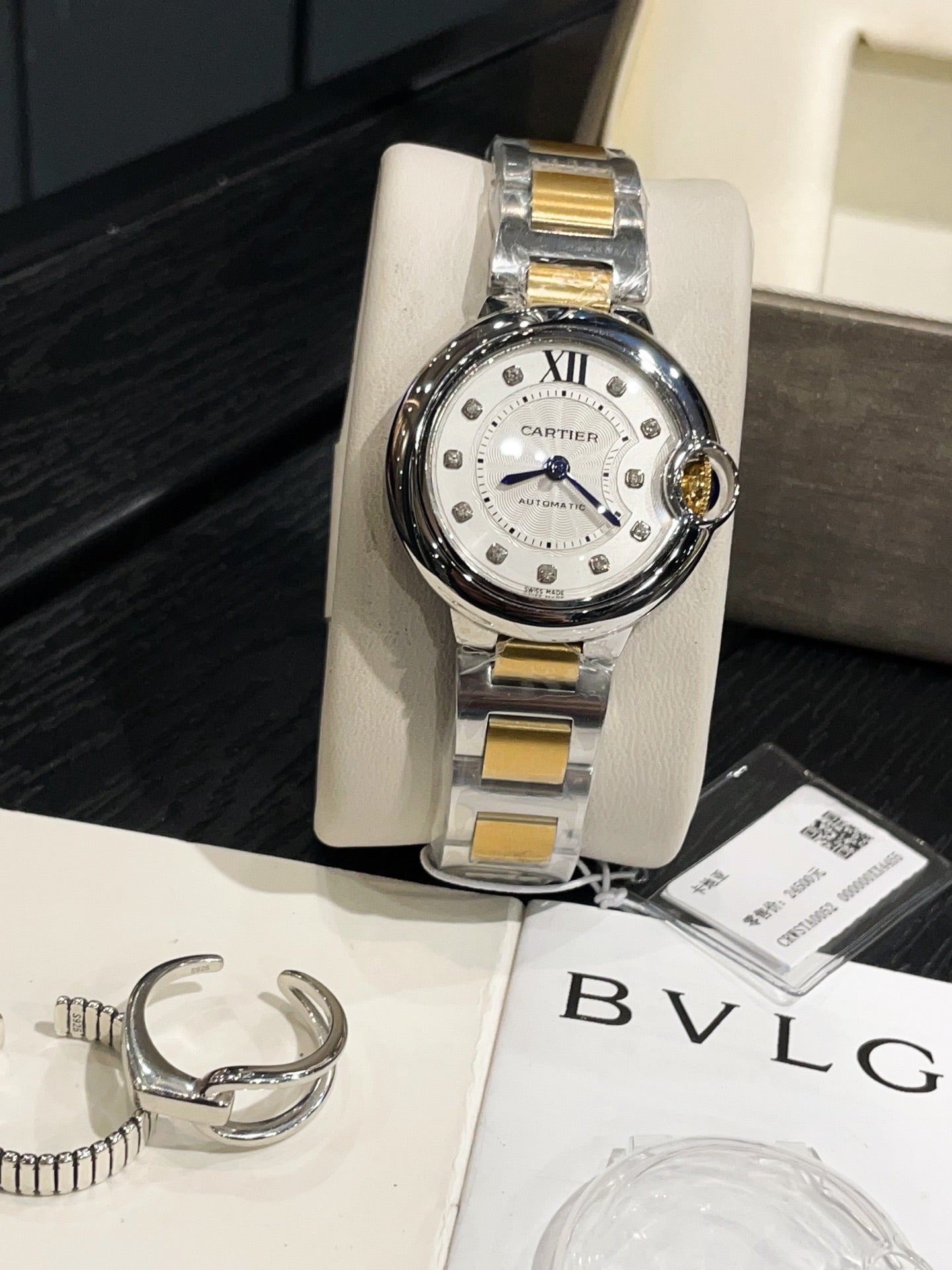 136RK101L Popular Watches