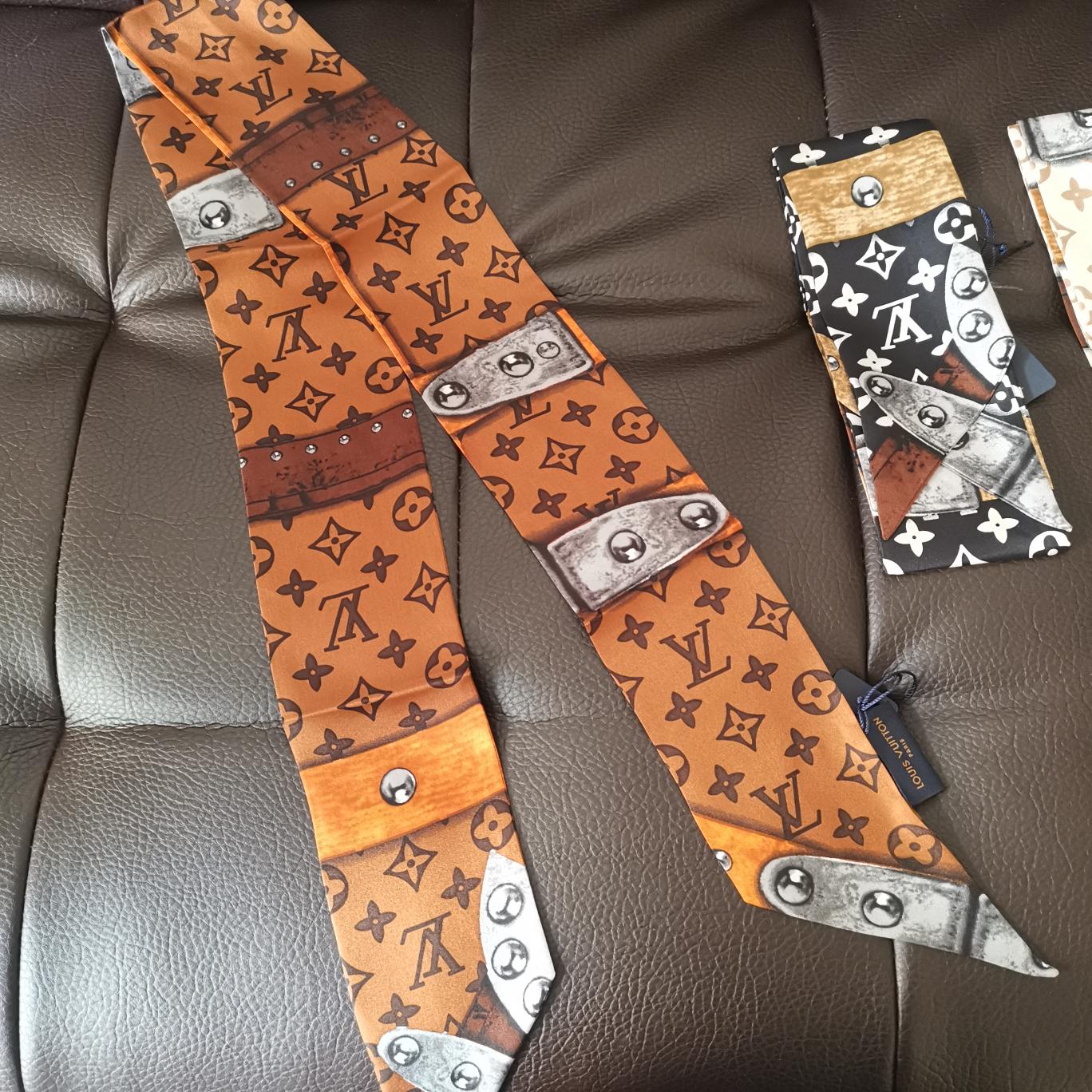 1ZE179W Popular Silk Scarve