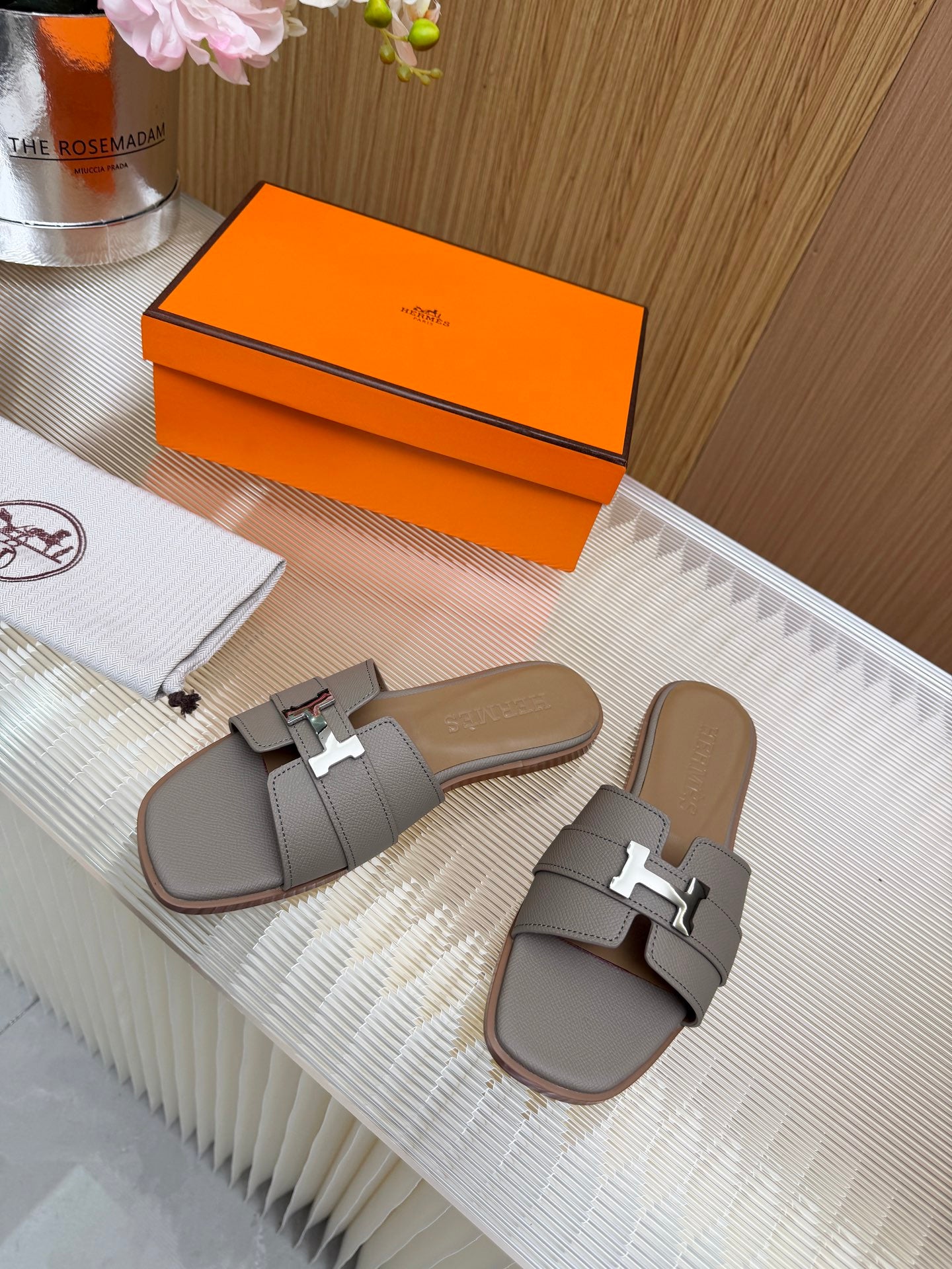 Z2X66H4 Popular high-quality leather Shoes