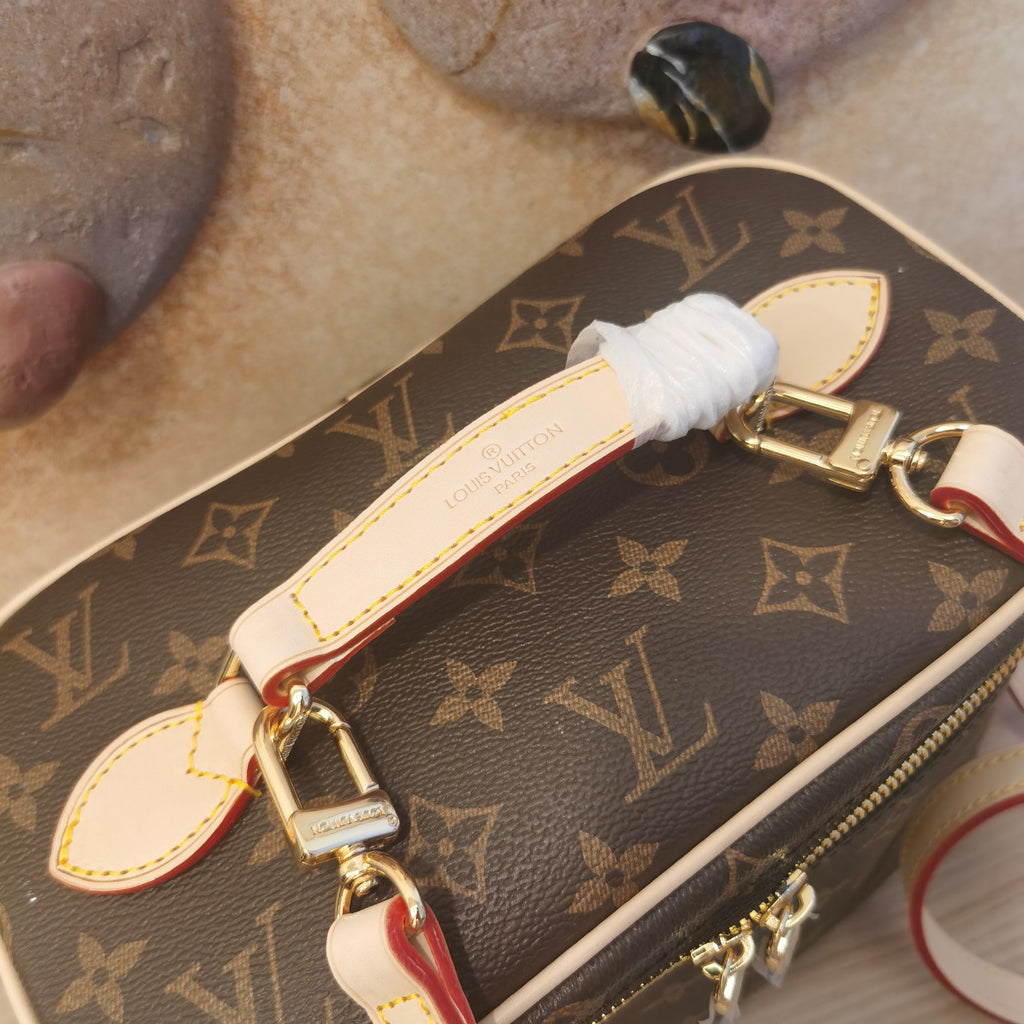 1XE273B Popular  leather bag 