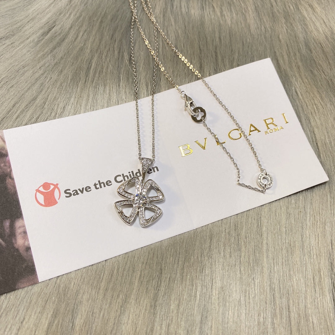 15QS71X Popular Necklace