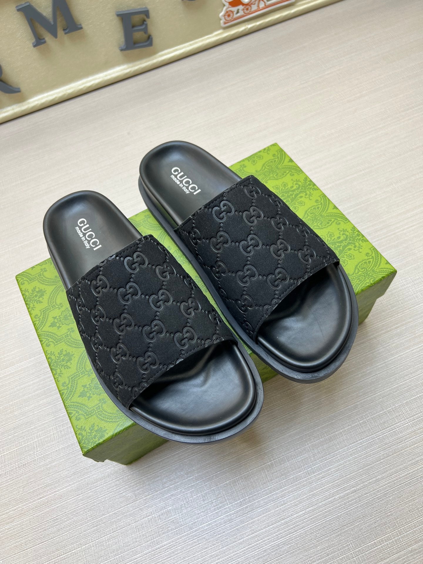 5QB15Z Popular Slippers