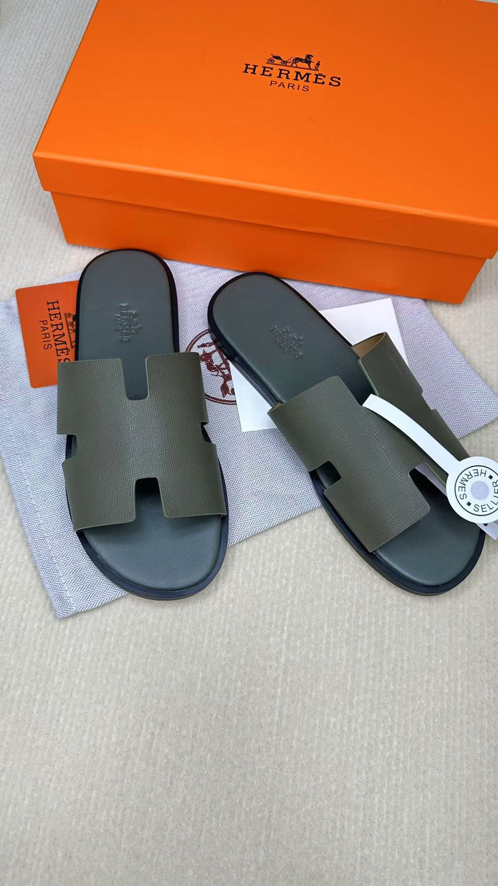 Z2X66H14 Popular high-quality leather Shoes