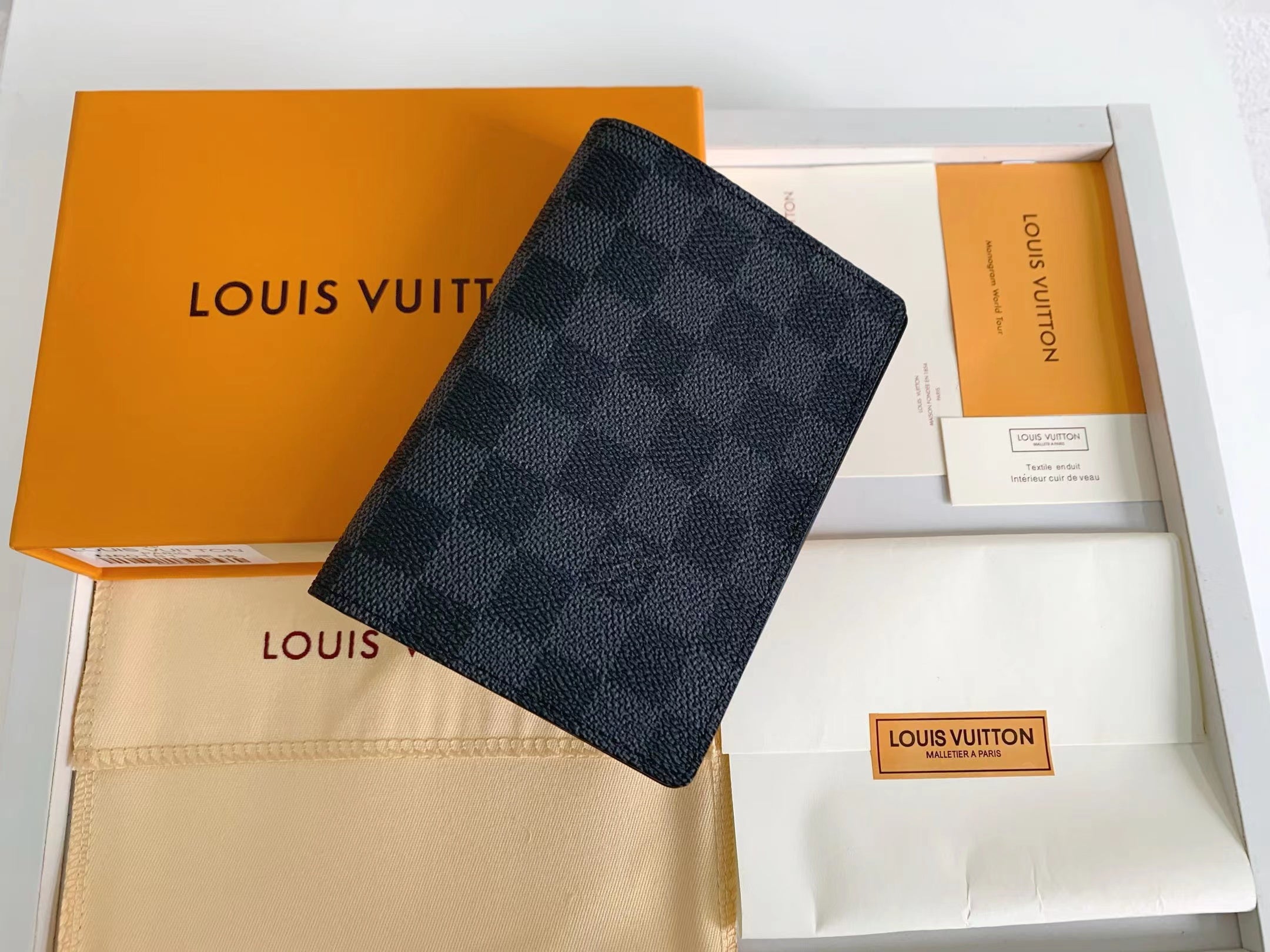 AE300B Popular  leather wallets