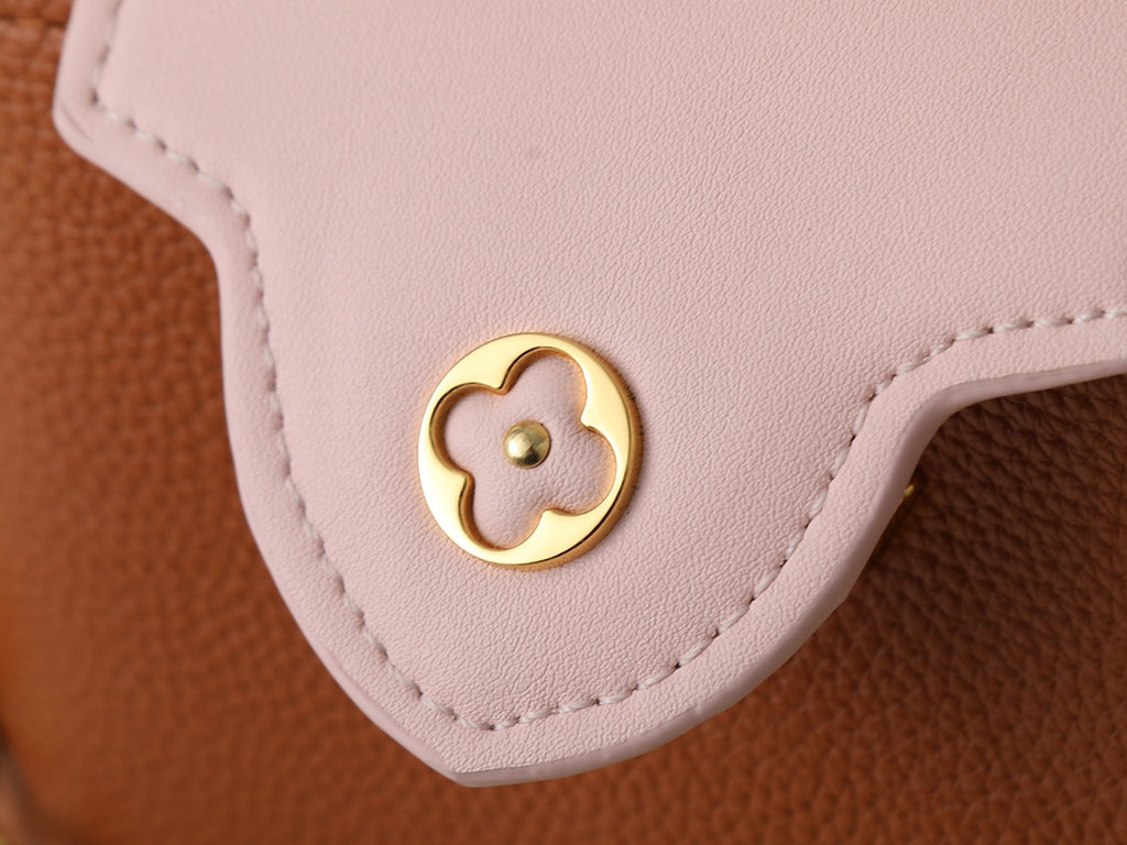 146PE46B Popular leather bag