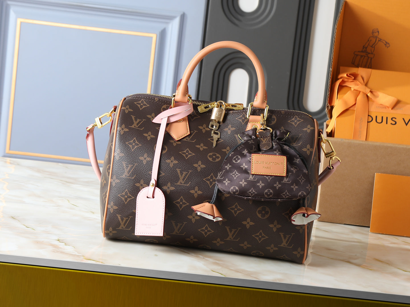136PE23B Popular leather bag