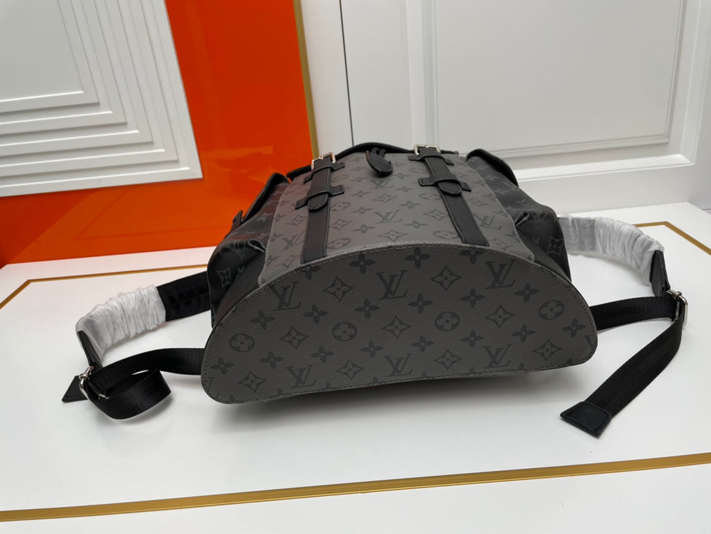 1WE68B Popular  leather Backpacks