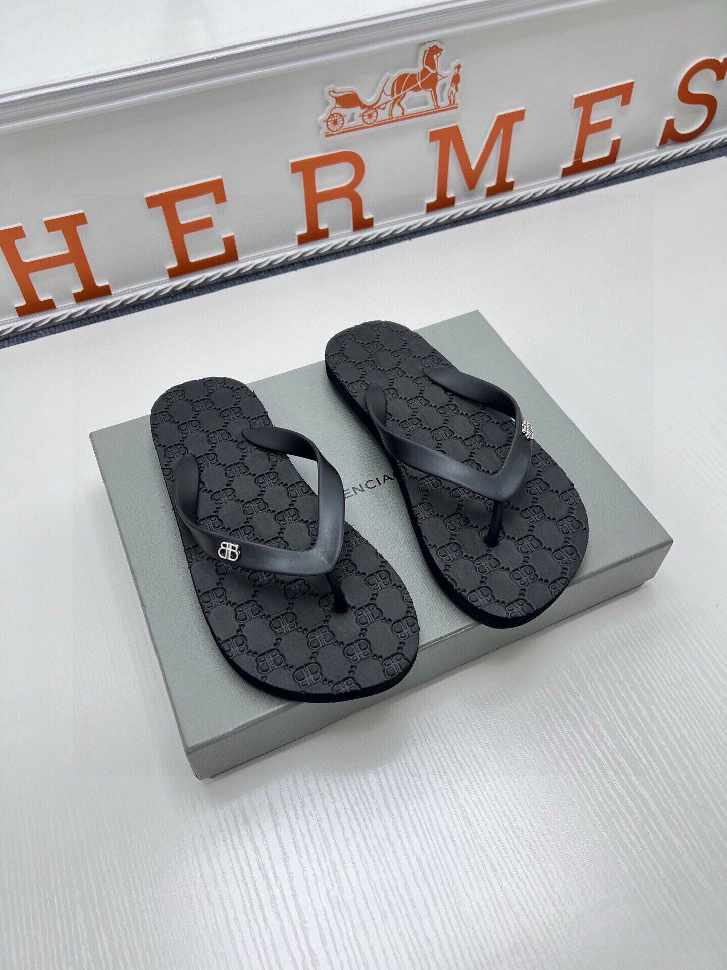 535ZJ297Z Popular Slippers