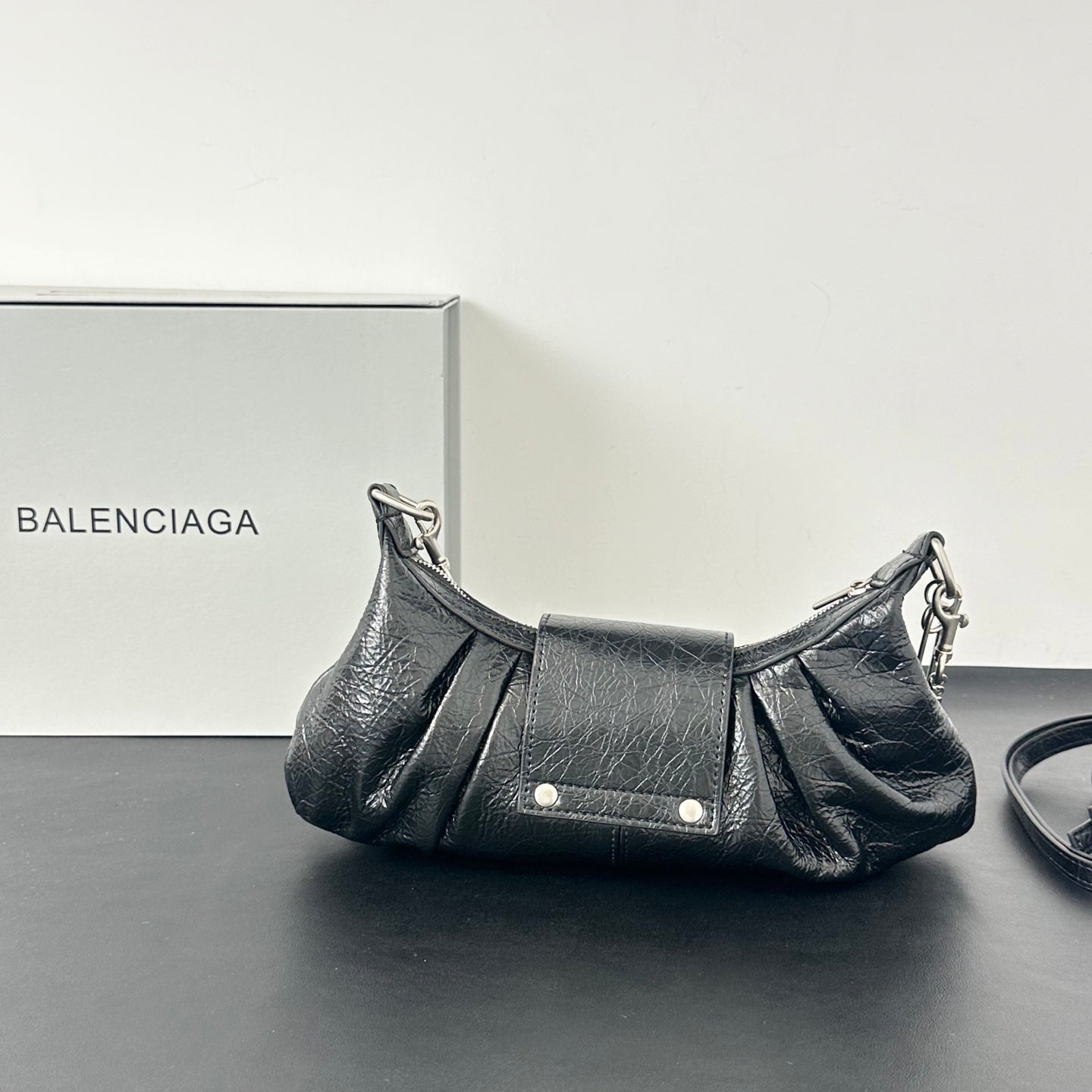 136PJ120B Popular leather bag