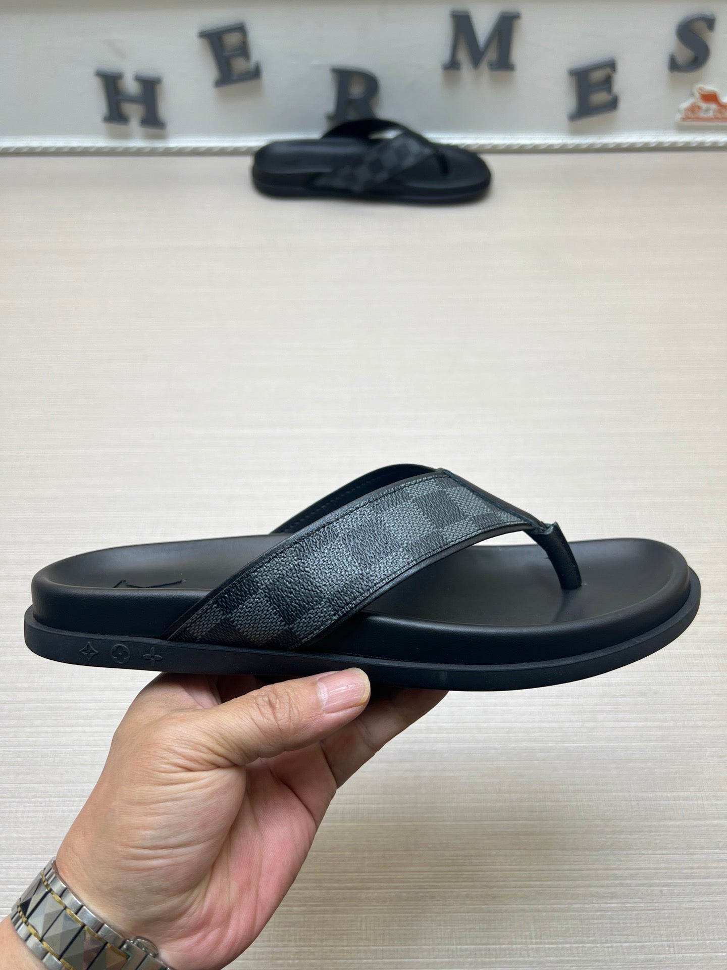 54E59Z Popular slippers