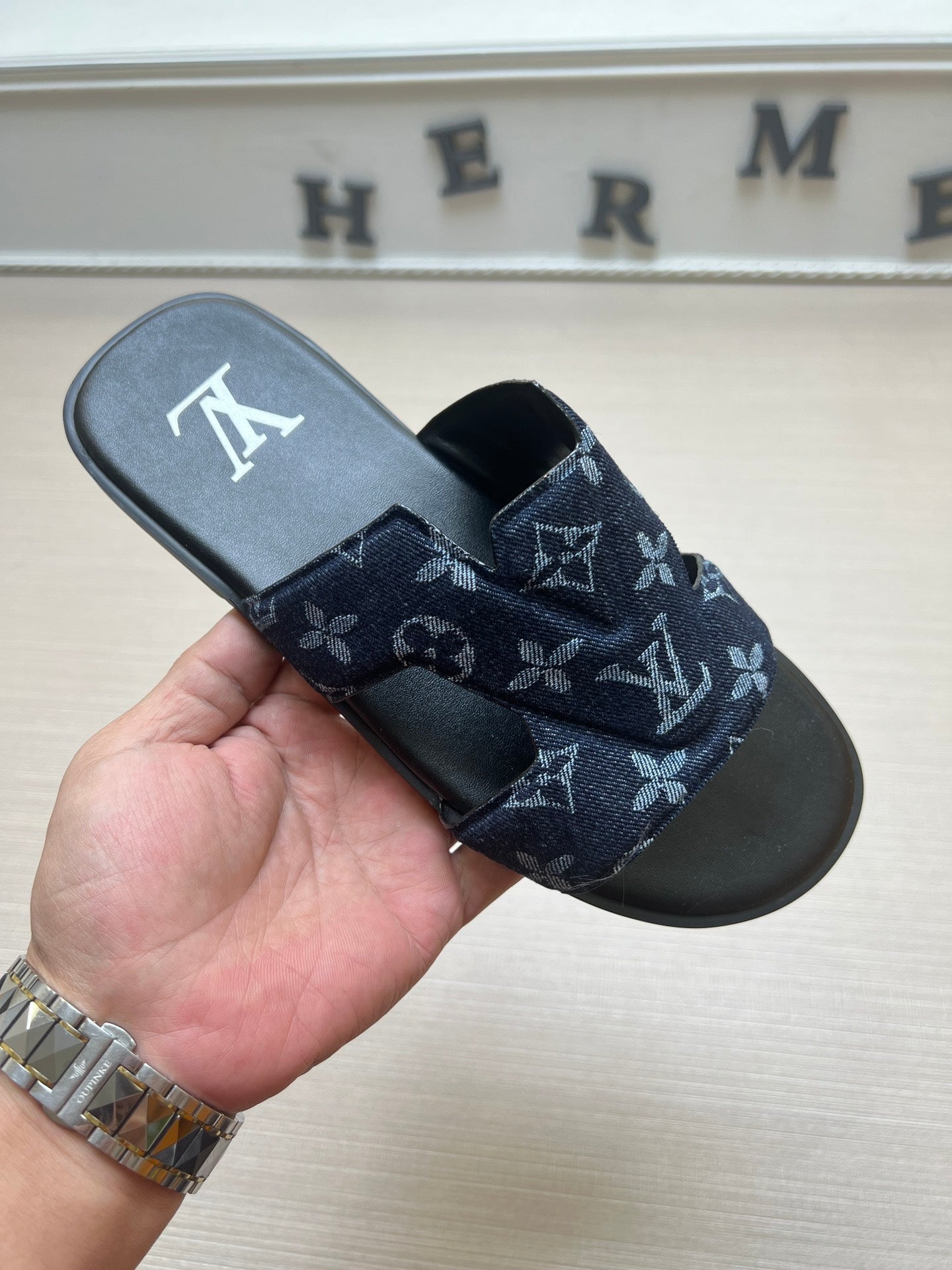 54E29Z Popular slippers
