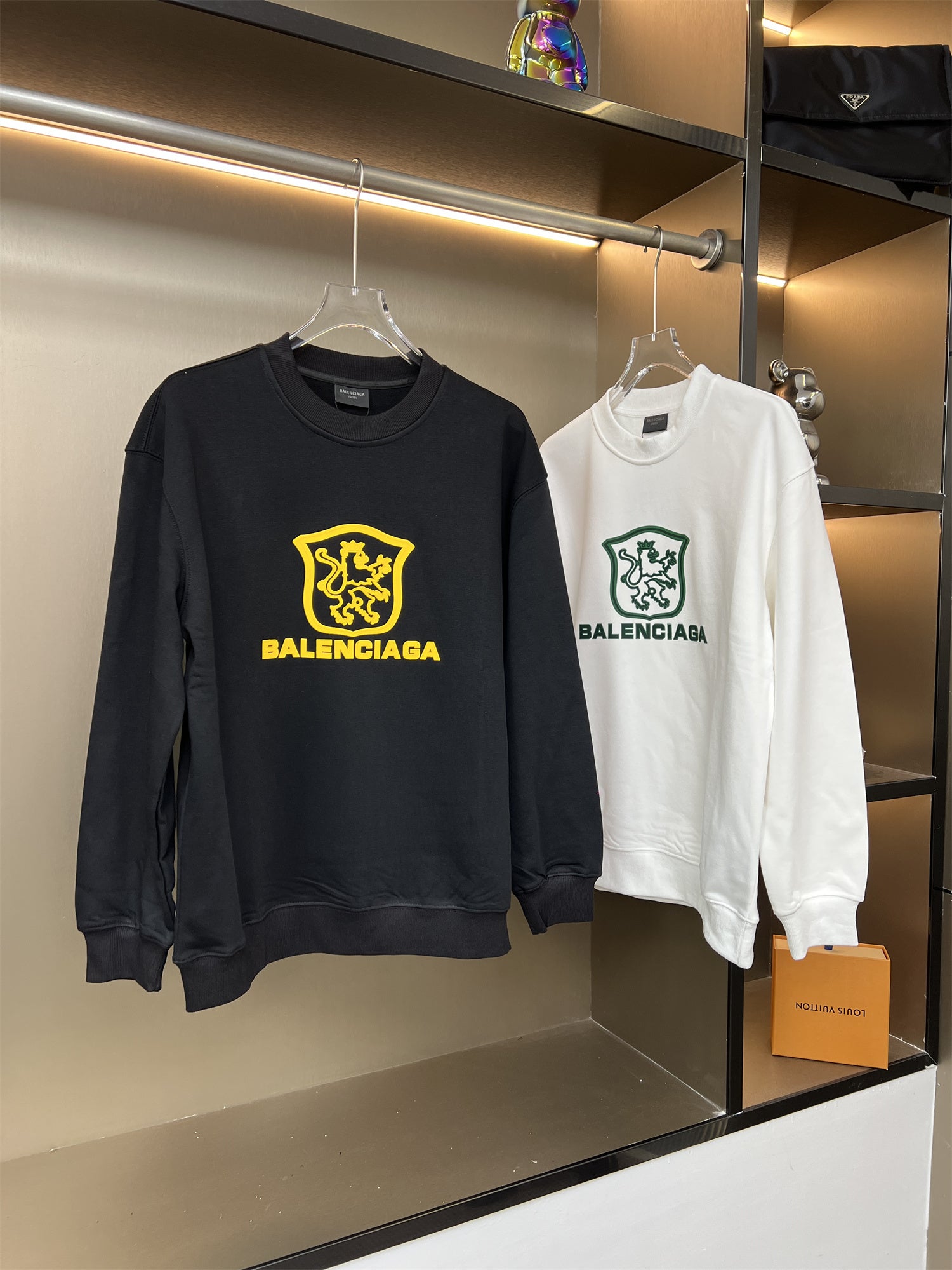 85ZJ169U Popular Sweaters