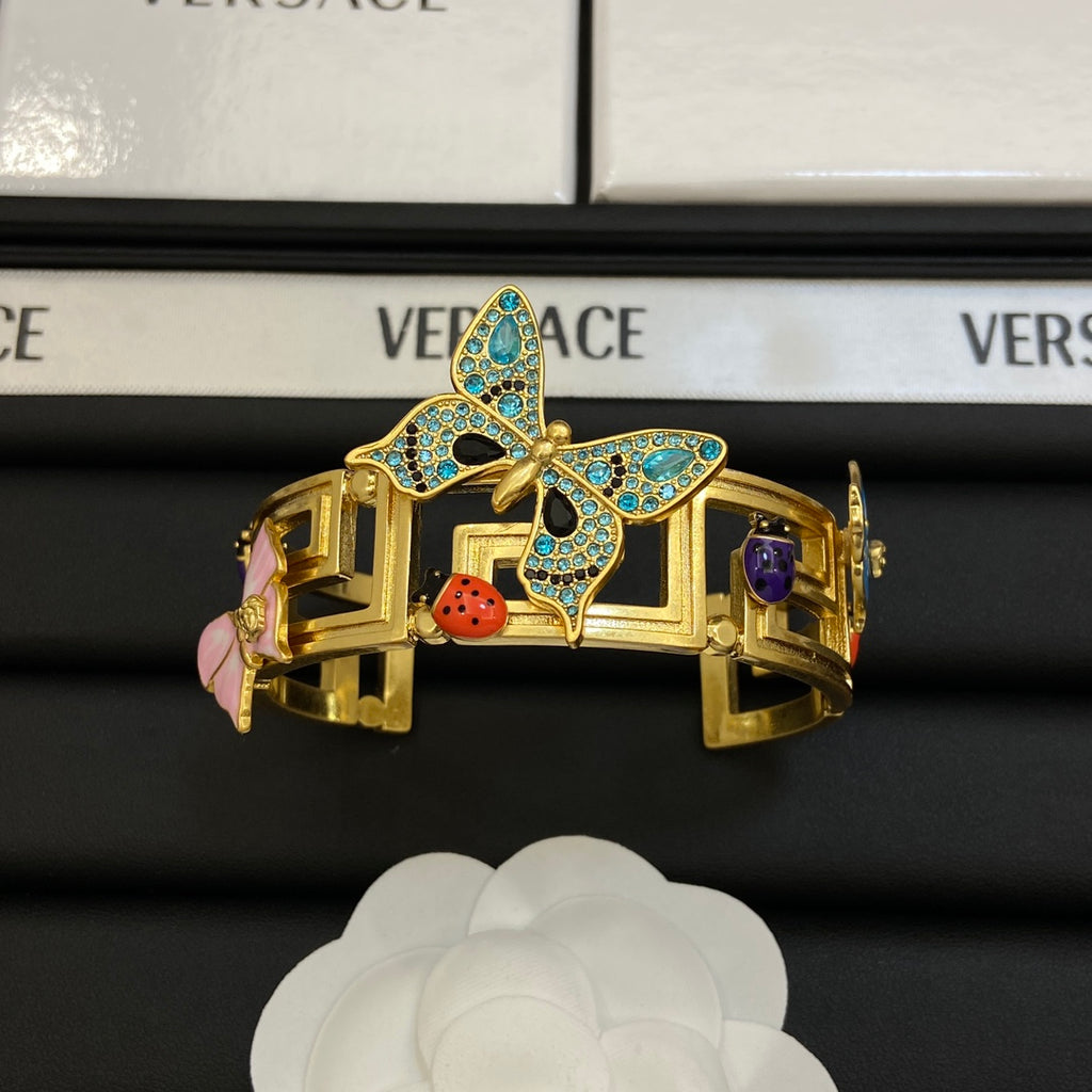 15QV65K  Popular Bracelets