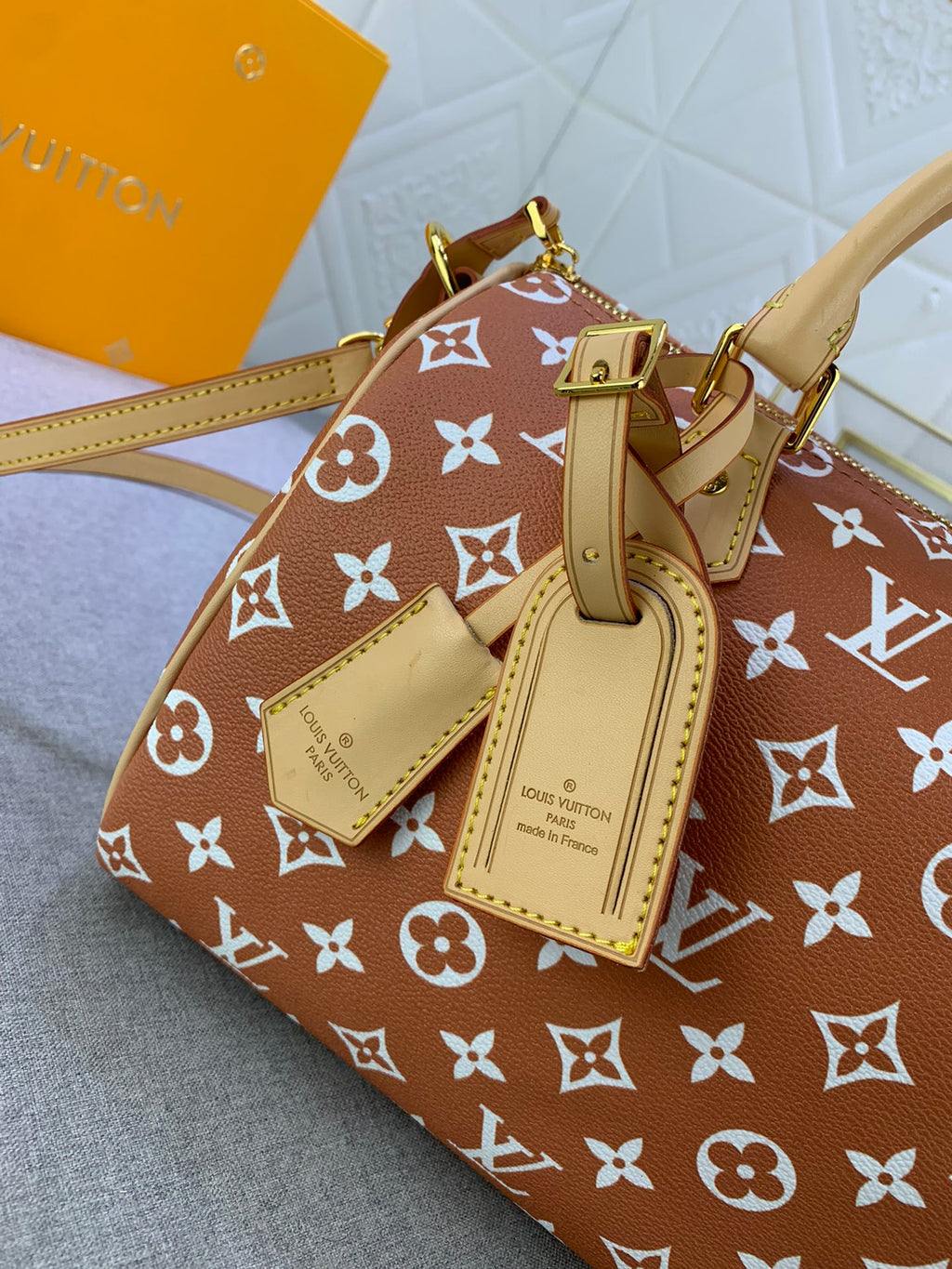 2XE268B Popular  leather bag 