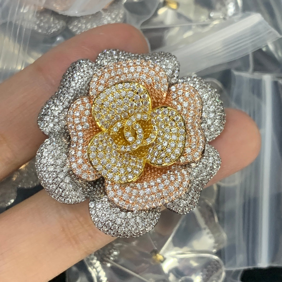 65ZC55X Popular Brooch