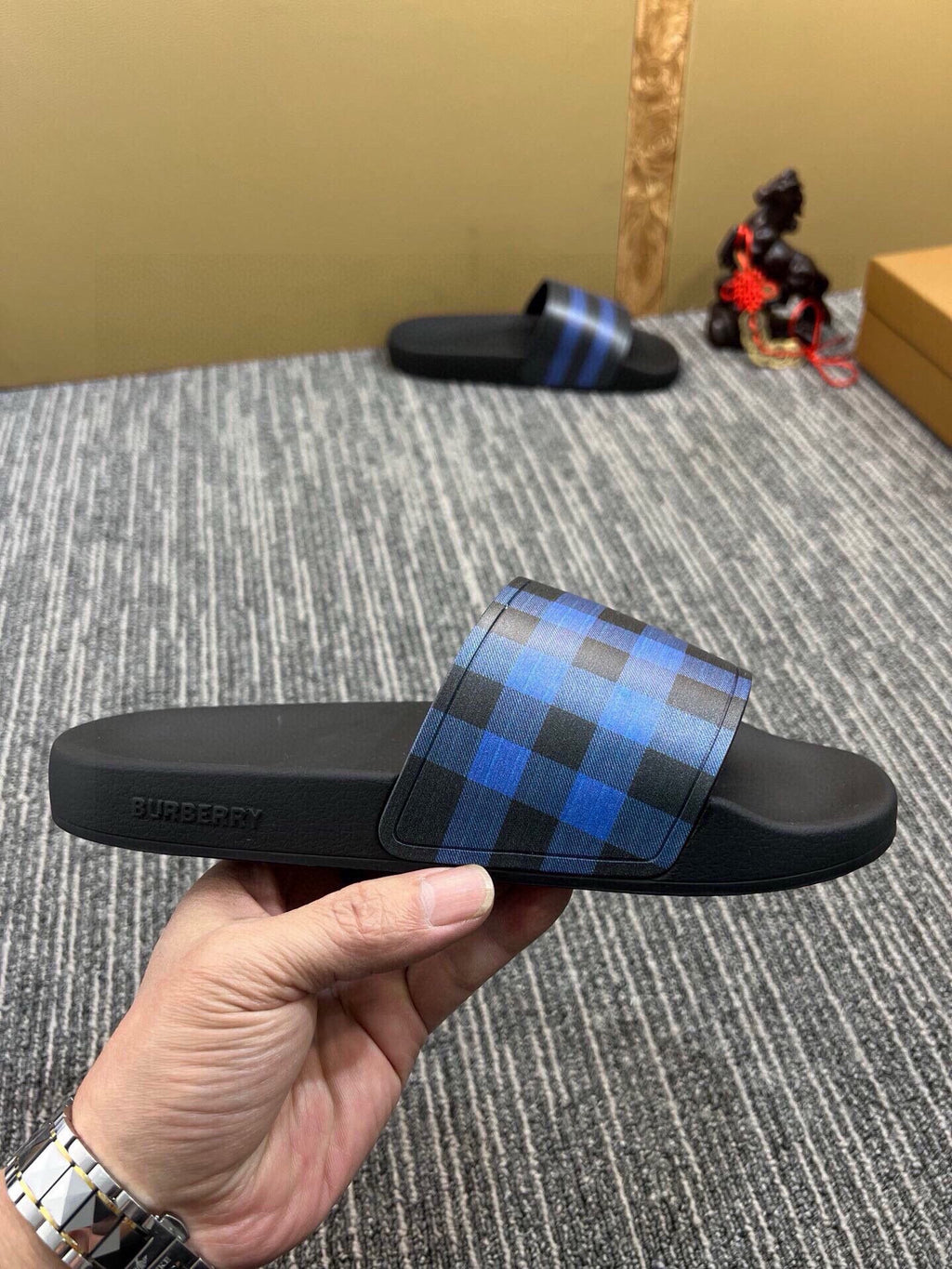 535ZR259Z Popular Slippers