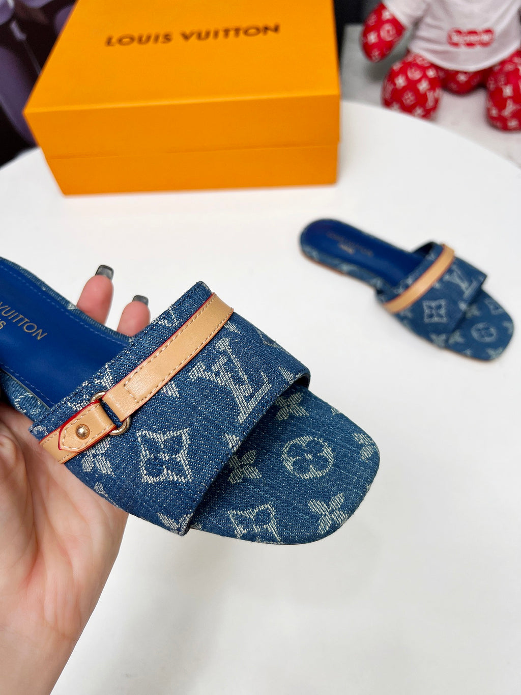 245RE23Z Popular high-quality shoes