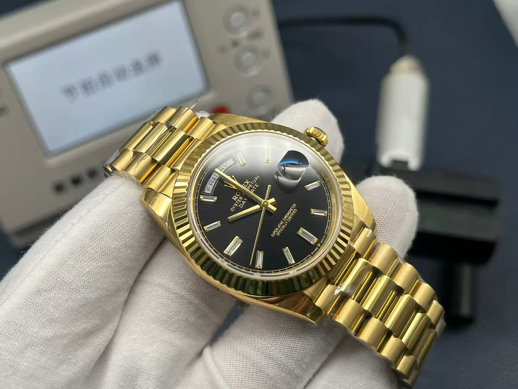 136RL12L Popular Watches