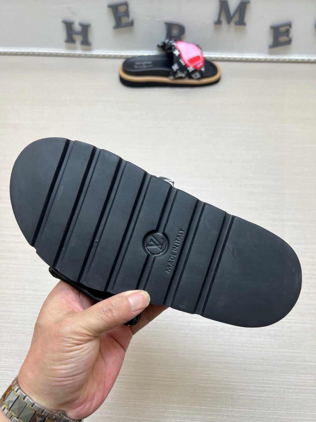 5QE11Z Popular Slippers