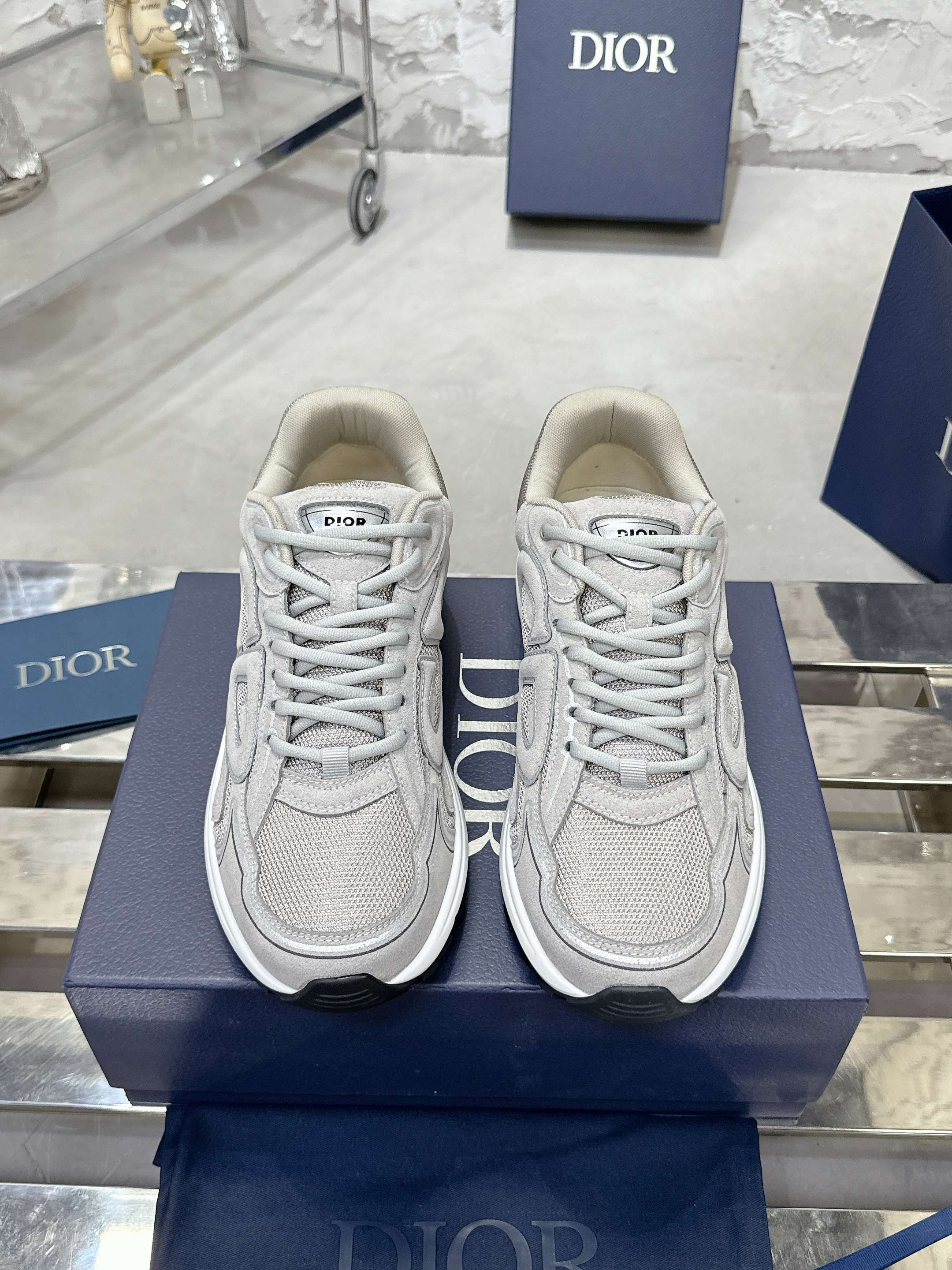 245RD2Z Popular high-quality shoes