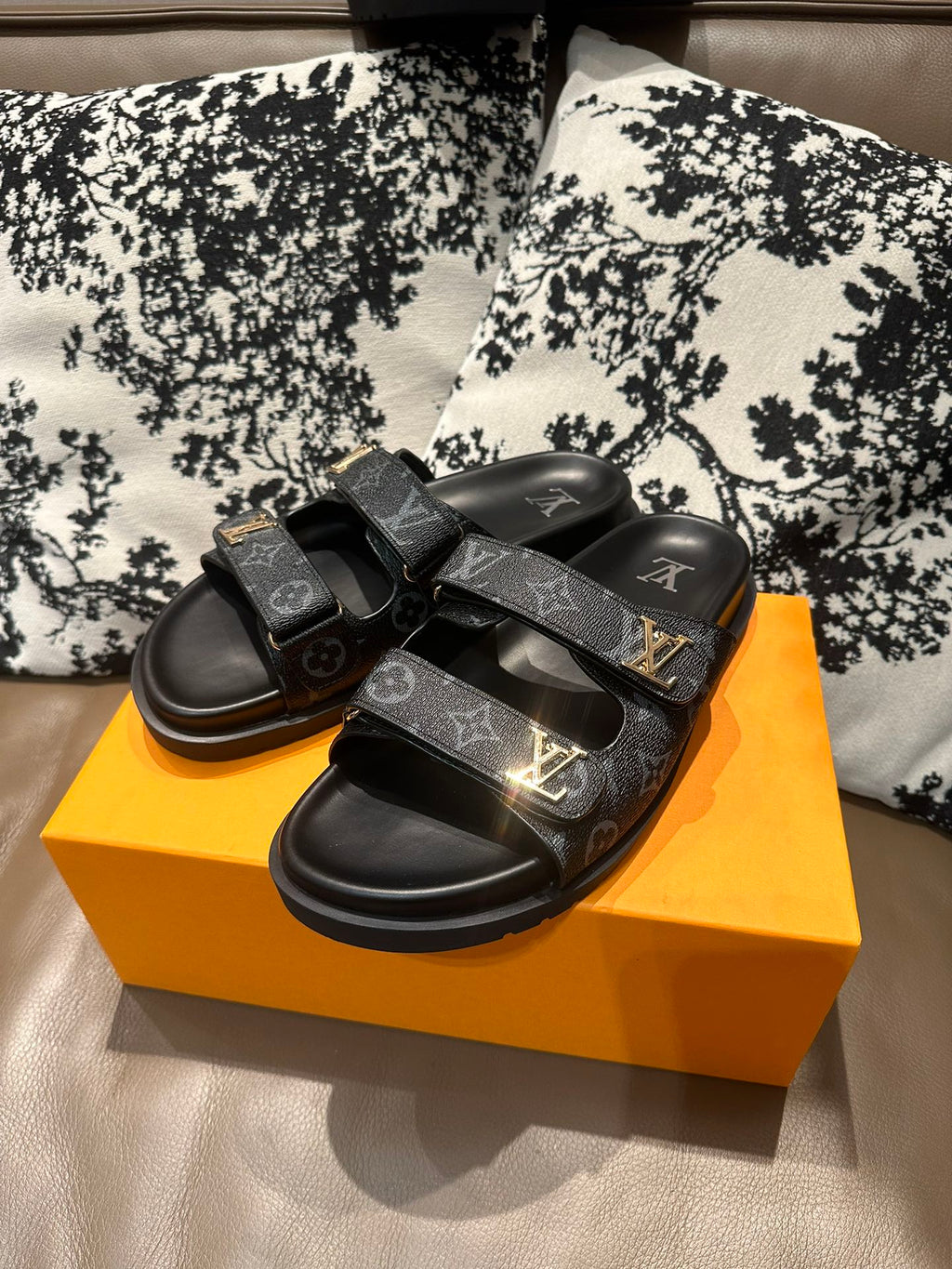 285ZE29Z  Popular leather Shoes